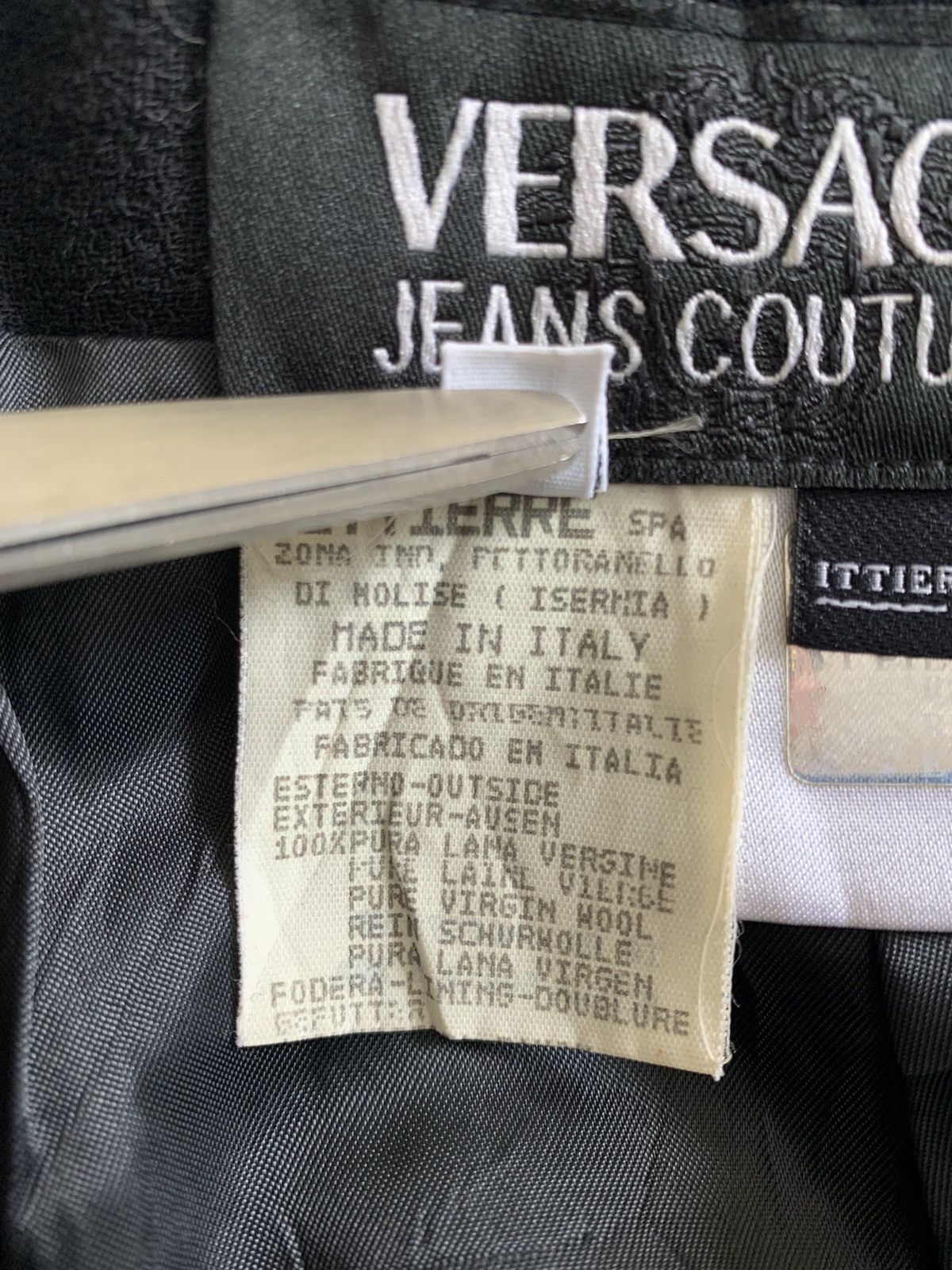 Versace LUXURY💃🏼VERSACE BLACK MINI SKIRT Size 25" / US 0 / IT 36 - 11 Thumbnail