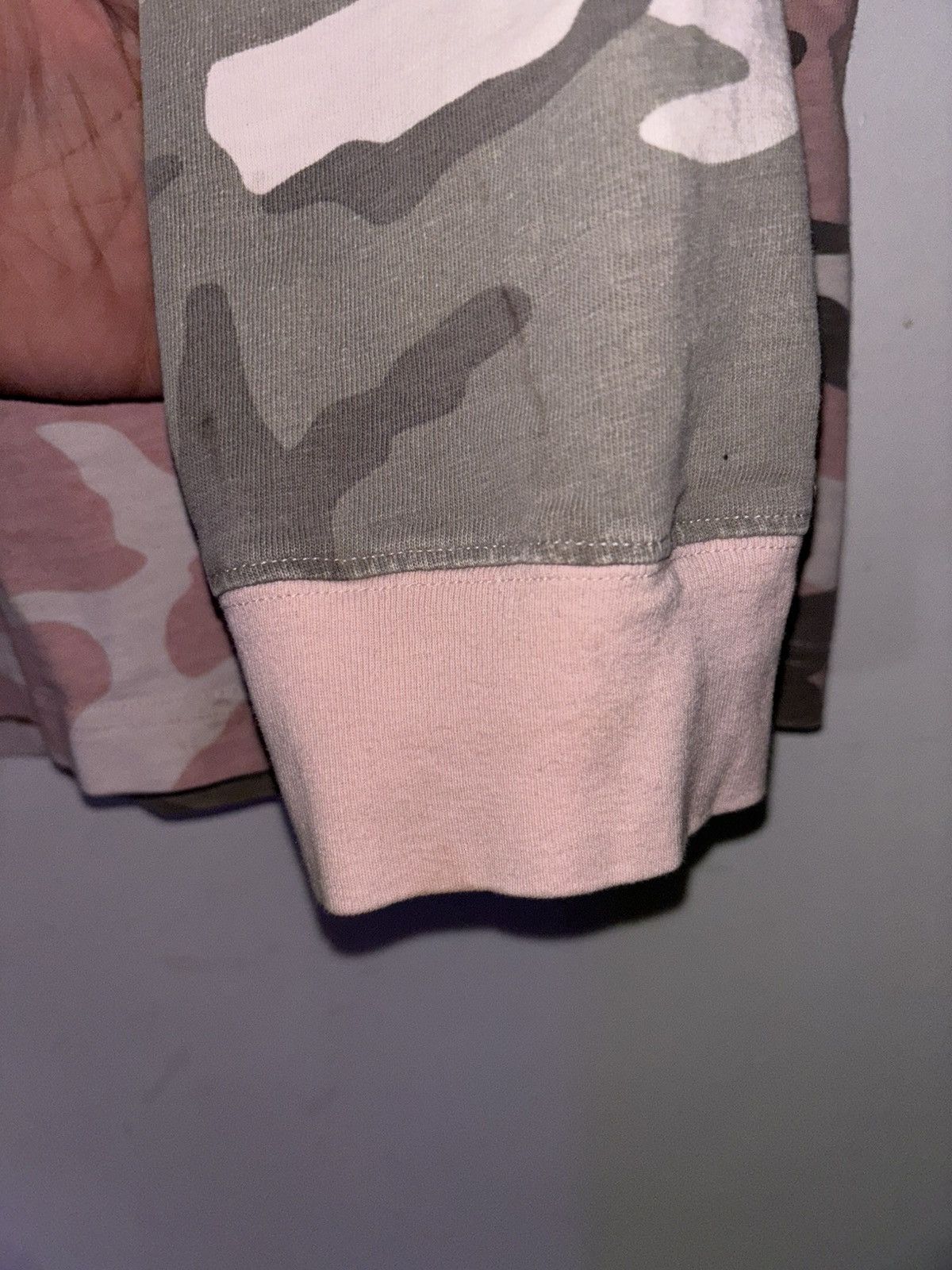 Supreme Supreme stacked logo Size US L / EU 52-54 / 3 - 9 Thumbnail