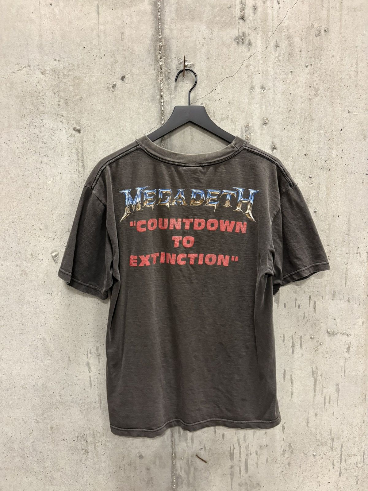 Band Tees Vintage Megadeath Shirt Thrashed Faded Grunge Band Acme Tag Size US L / EU 52-54 / 3 - 3 Thumbnail
