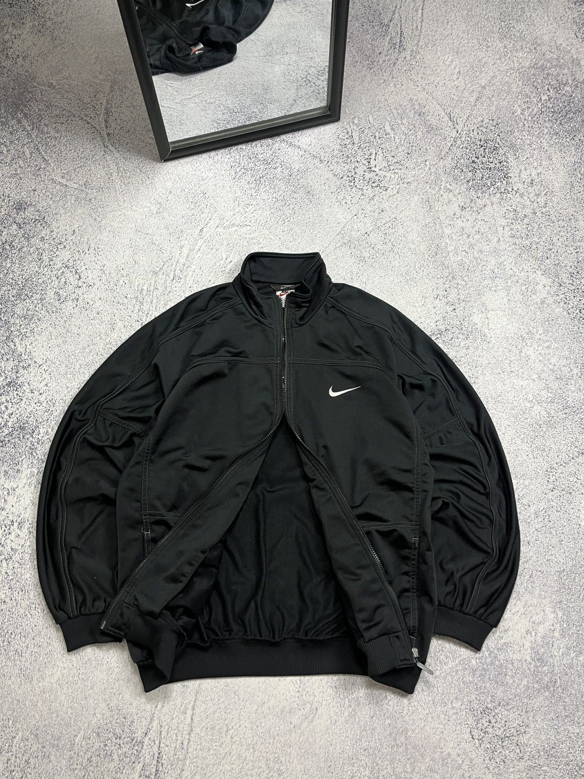 Nike × Vintage 90’s Nike Track Jacket Retro Rare Drill Swoosh Logo Jacket Size US L / EU 52-54 / 3 - 5 Thumbnail