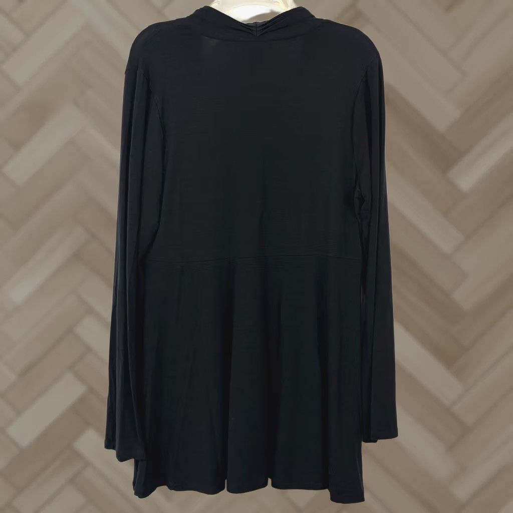 J. Jill Item Specifications: Color: Black, White Size M / US 6-8 / IT 42-44 - 1 Thumbnail