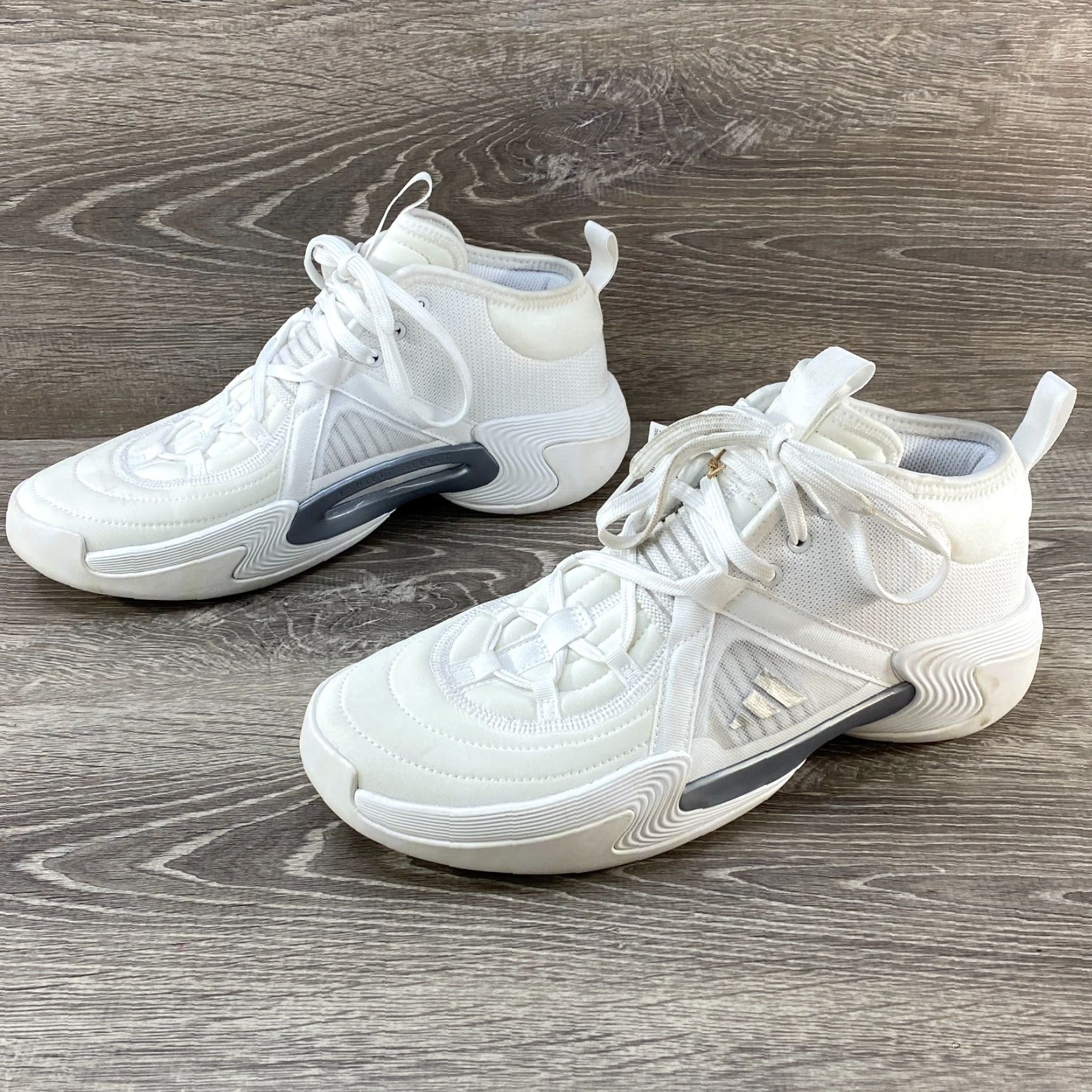 Adidas Adidas Women Exhibit Select Mid Basketball Sneakers White/Silver Metallic SZ 9.5 Size US 8 / IT 38 - 6 Thumbnail