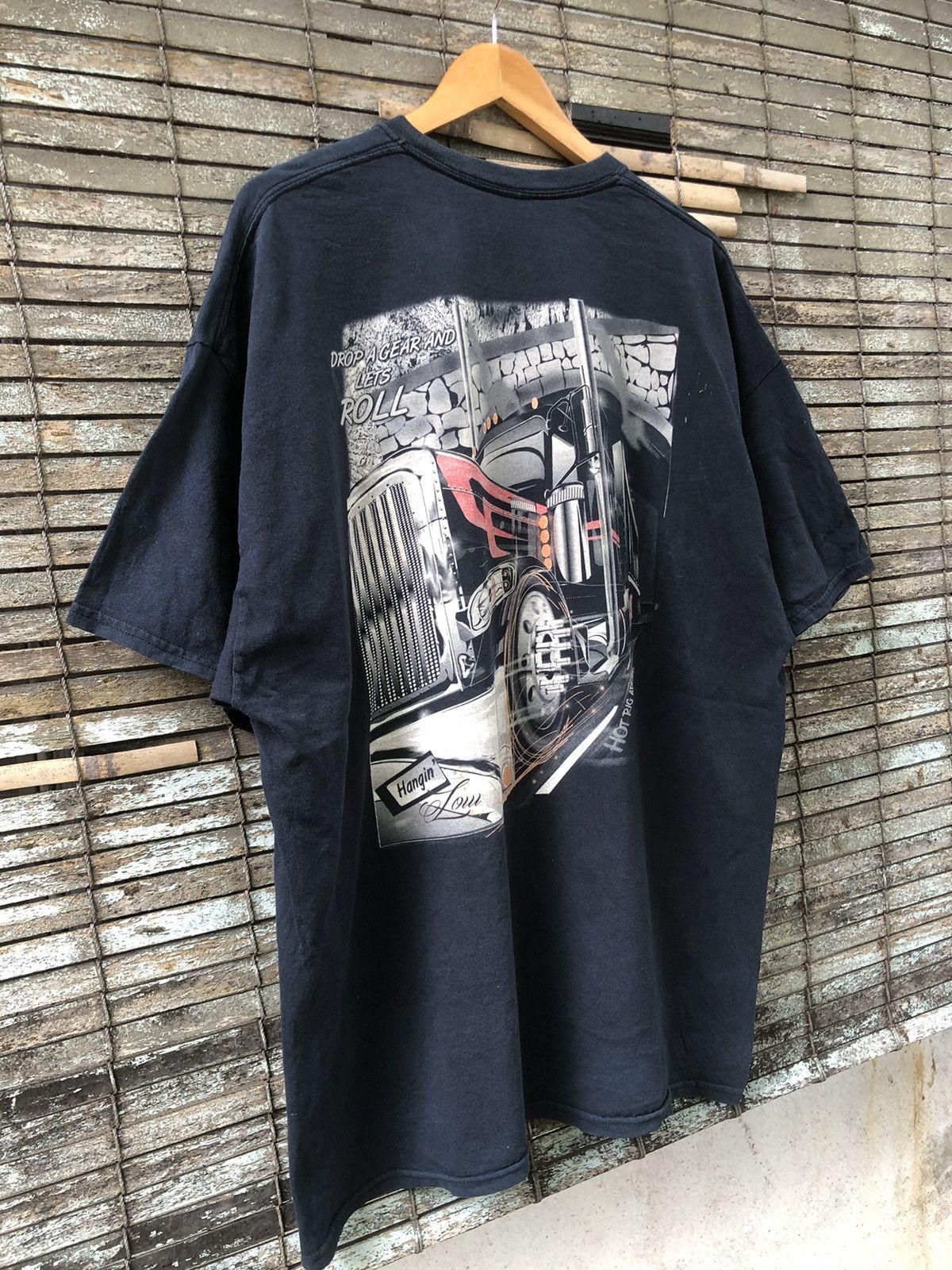 Harley Davidson Sunfaded Distressed Hotrig Apparel Truck Tshirts Size US XL / EU 56 / 4 - 3 Thumbnail