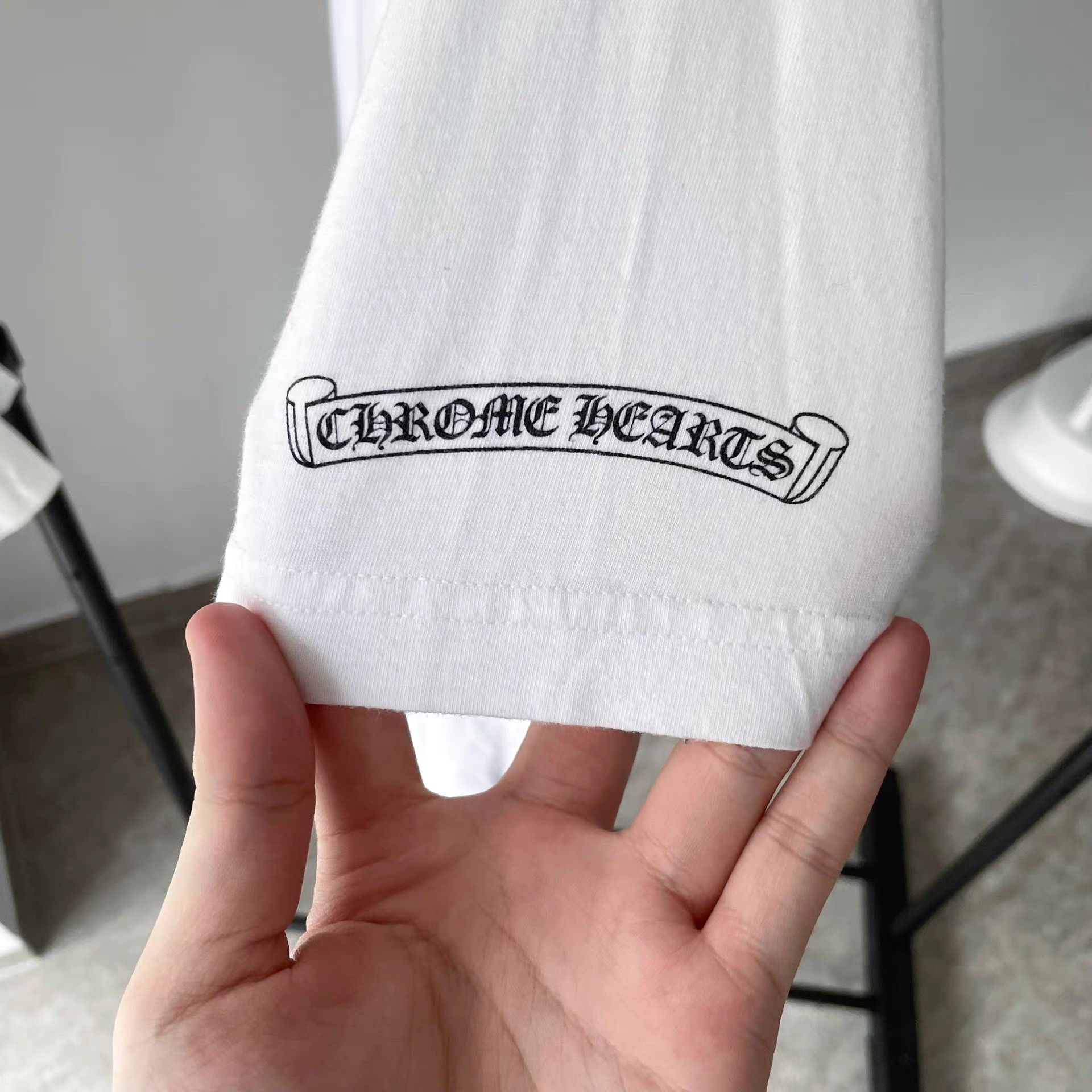 Chrome Hearts Chrome Hearts CH White Horseshoe Cross Dagger Vine T-Shirt Size US M / EU 48-50 / 2 - 3 Thumbnail