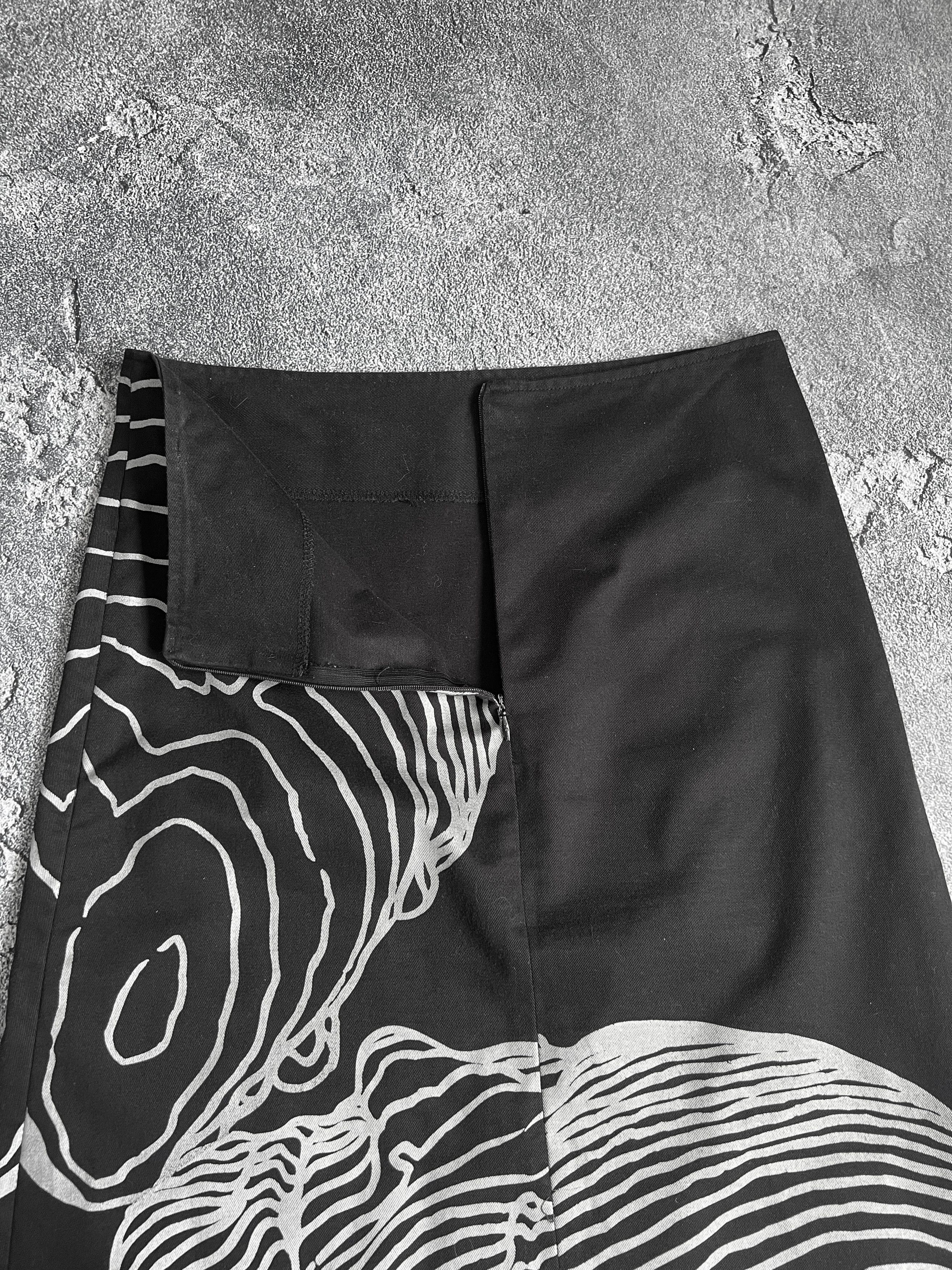 Japanese Brand Y2K skirt kiss printed love preppy vintage Size 28" / US 6 / IT 42 - 5 Thumbnail