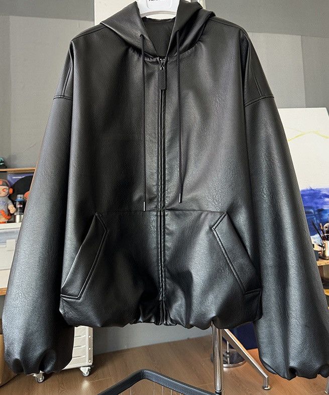 Japanese Brand × Vintage Avant garde oversized chunky pu leather hooded zip jacket Size US XL / EU 56 / 4 - 7 Thumbnail
