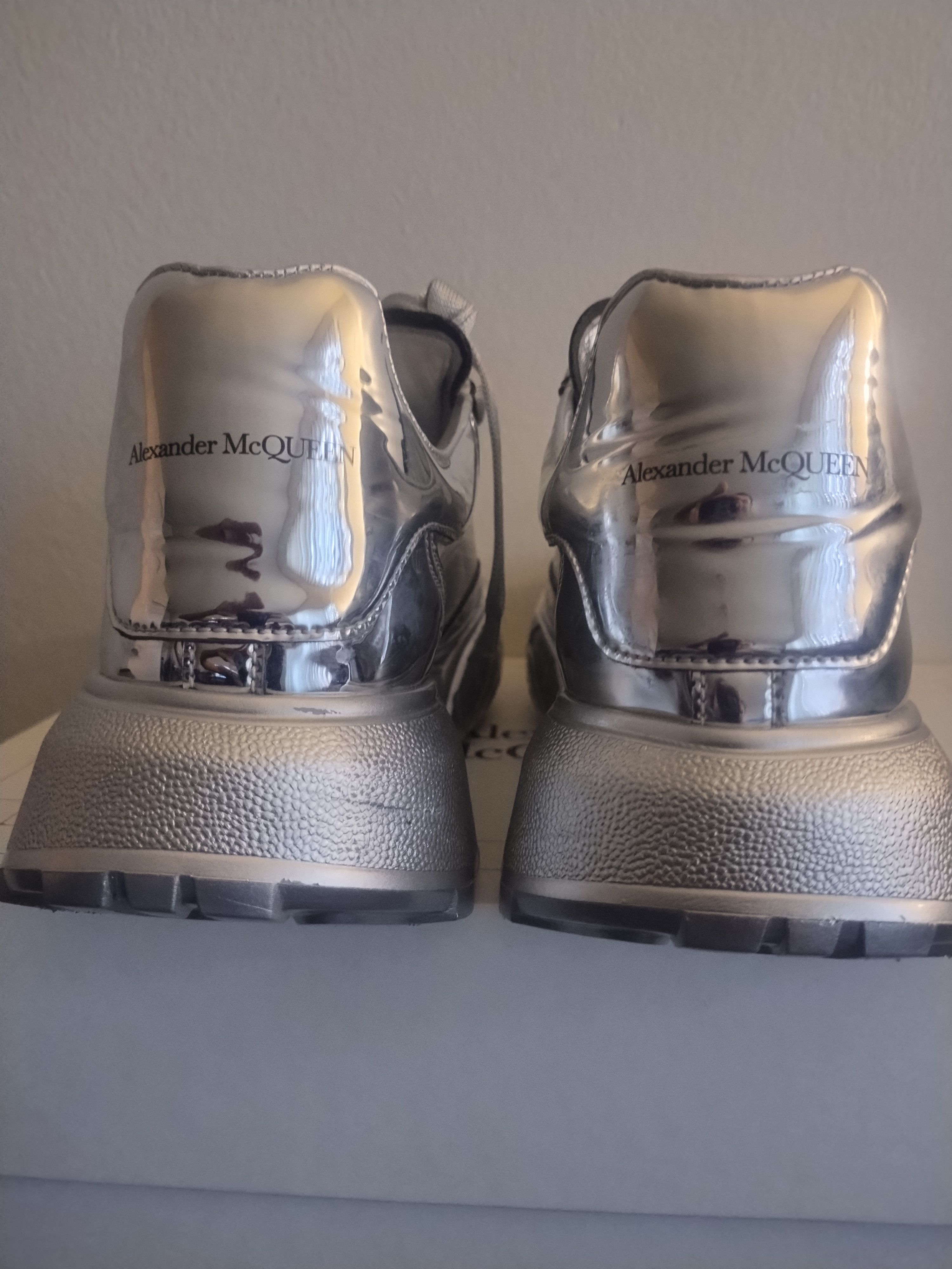 Alexander McQueen Alexander McQueen Silver Metallic Court Trainers - Size 38 Size US 8 / IT 38 - 3 Thumbnail
