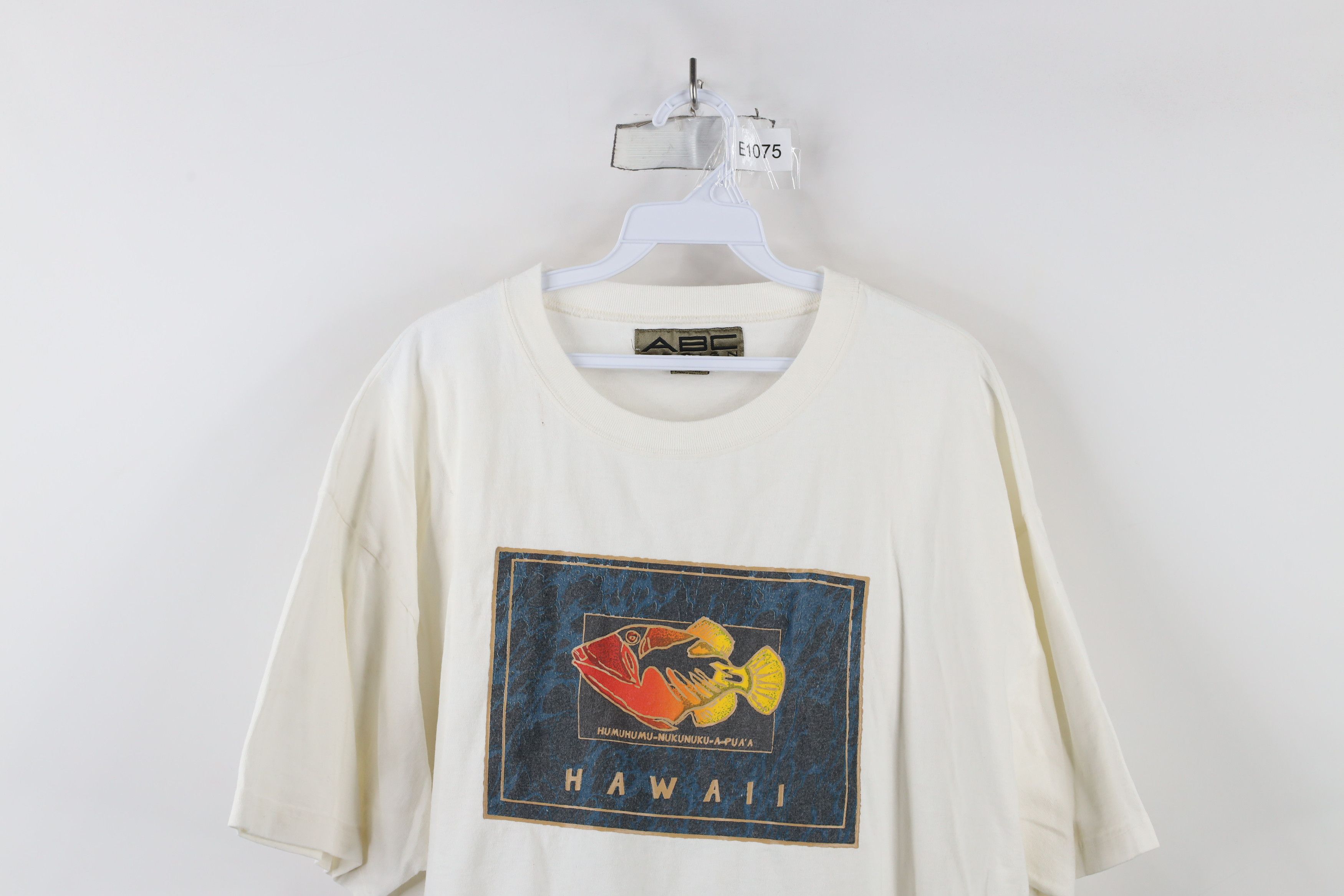 Vintage Vintage 90s Streetwear Hawaii Fish Short Sleeve T-Shirt USA Size US XL / EU 56 / 4 - 2 Thumbnail