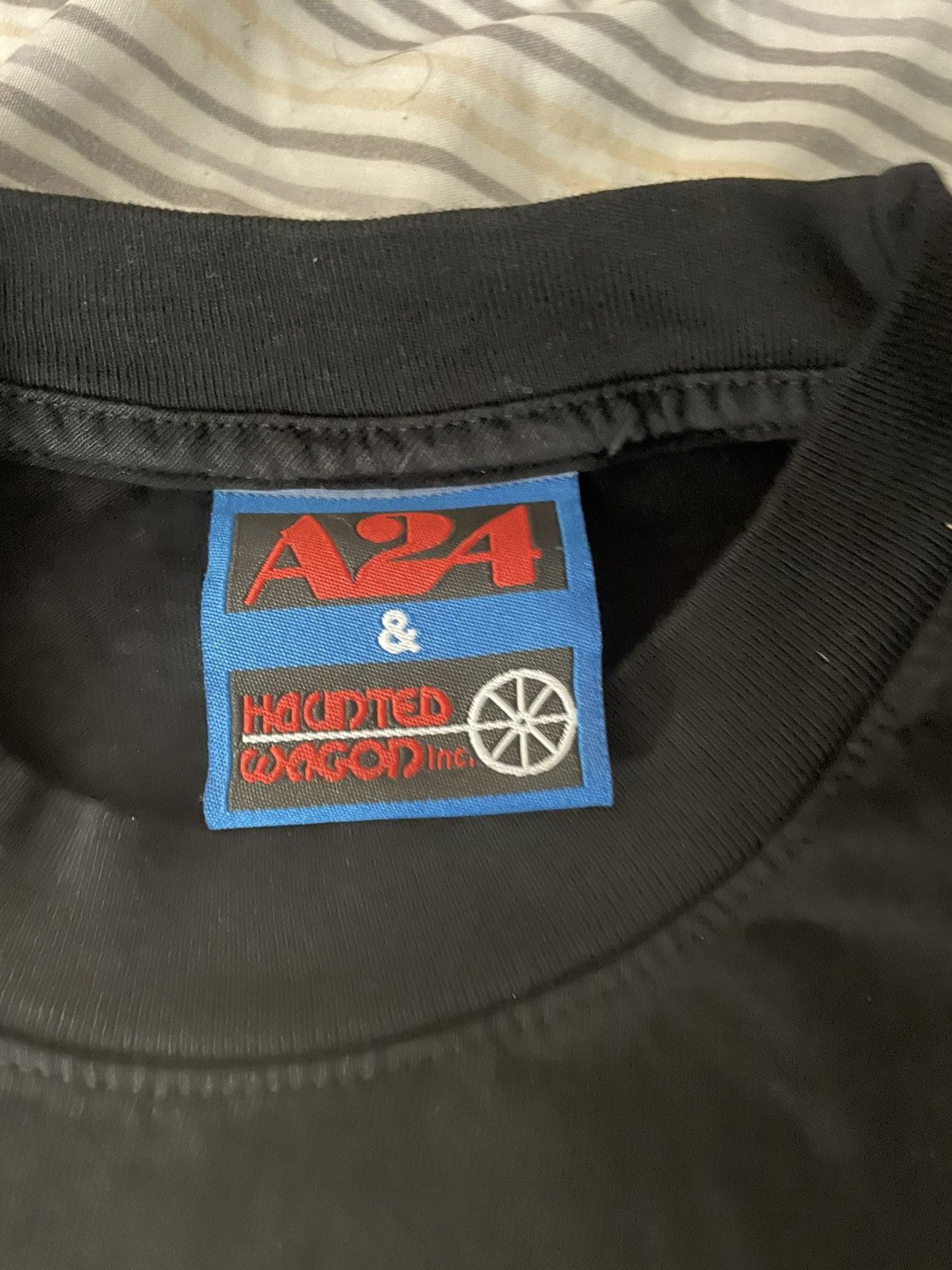 A24 × Online Ceramics A24 x Online Ceramics - Midsommar T-Shirt Size US M / EU 48-50 / 2 - 3 Thumbnail