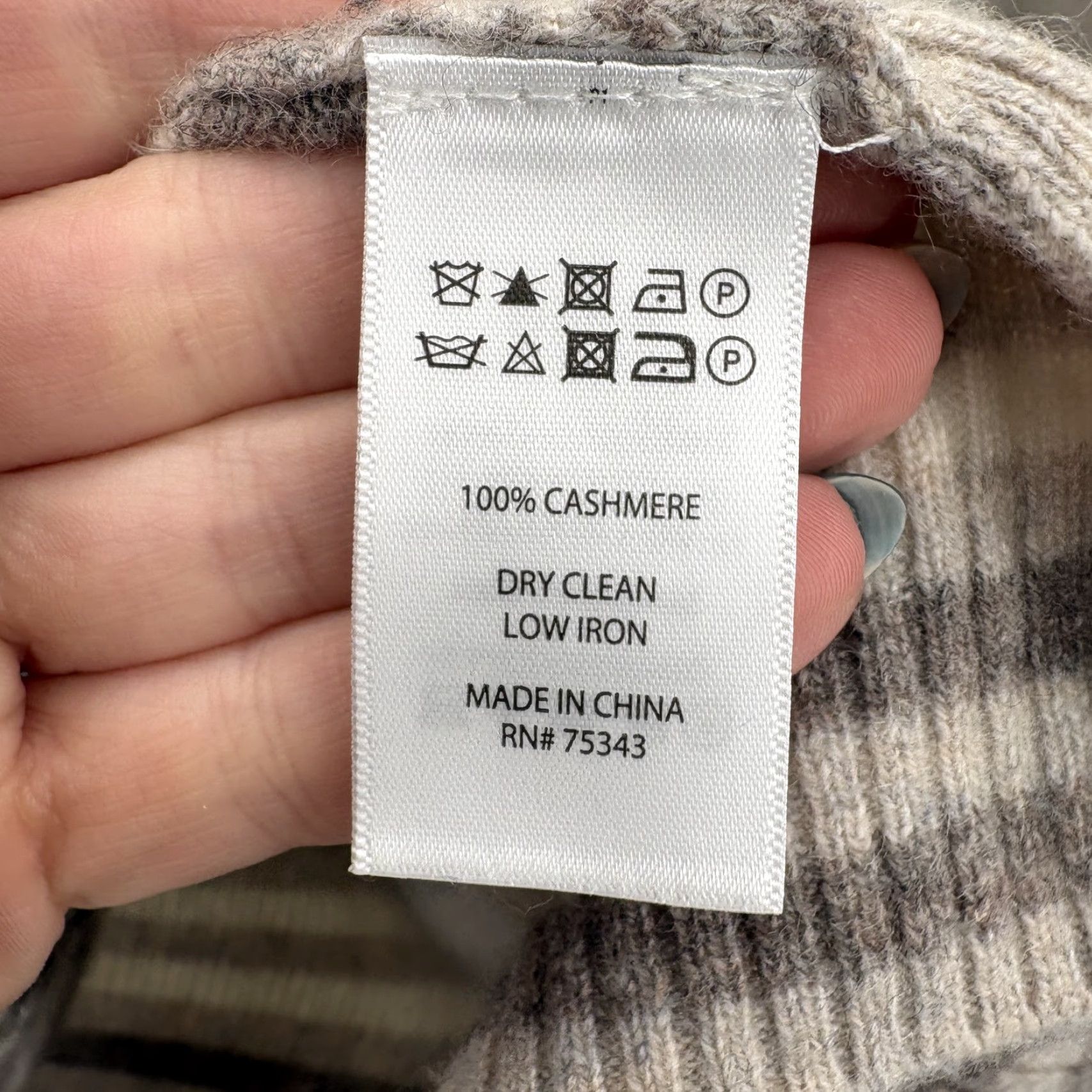 Vintage Max Studio Sweater Womens Medium Gray Stripe Mock Neck 100% Cashmere Knit Cozy Size M / US 6-8 / IT 42-44 - 5 Thumbnail