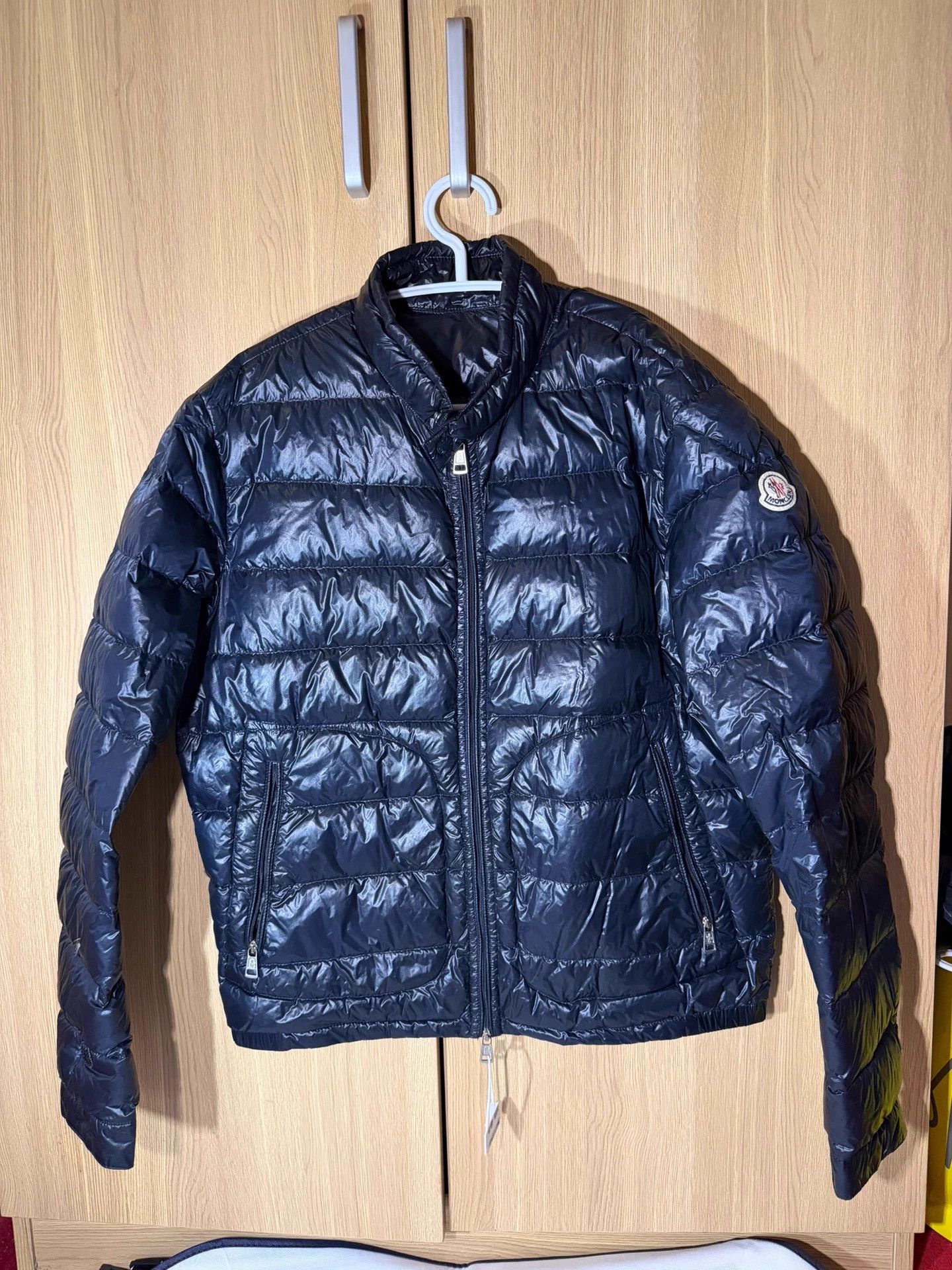 Moncler Moncler Black Acorus Women Down Jacket 2 Damaged Sleeves Size XS / US 0-2 / IT 36-38 - 1 Thumbnail