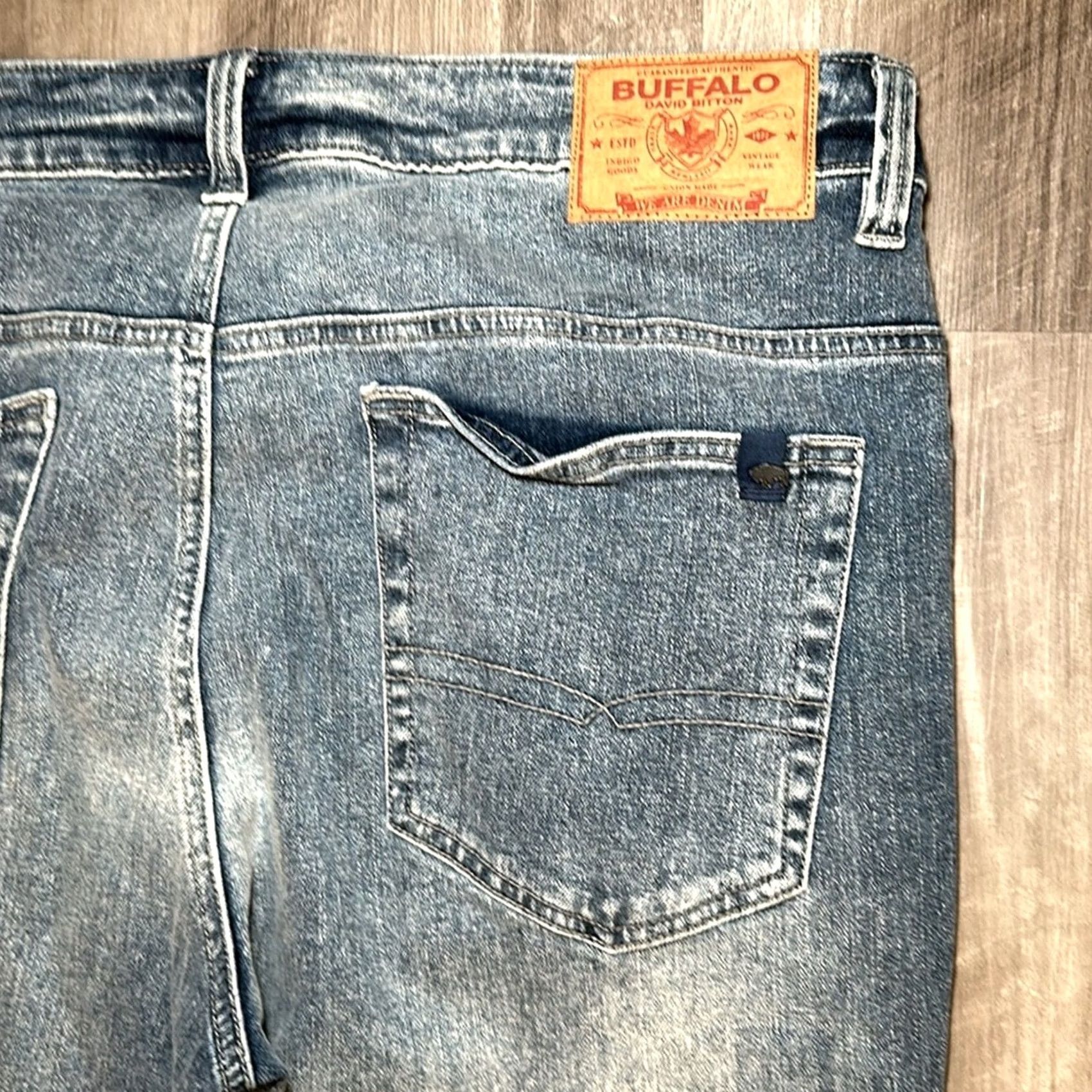 Buffalo David Bitton Buffalo David Bitton Jeans Mens 36 Blue Six Straight NWOT 36x28 Size US 36 / EU 52 - 5 Thumbnail