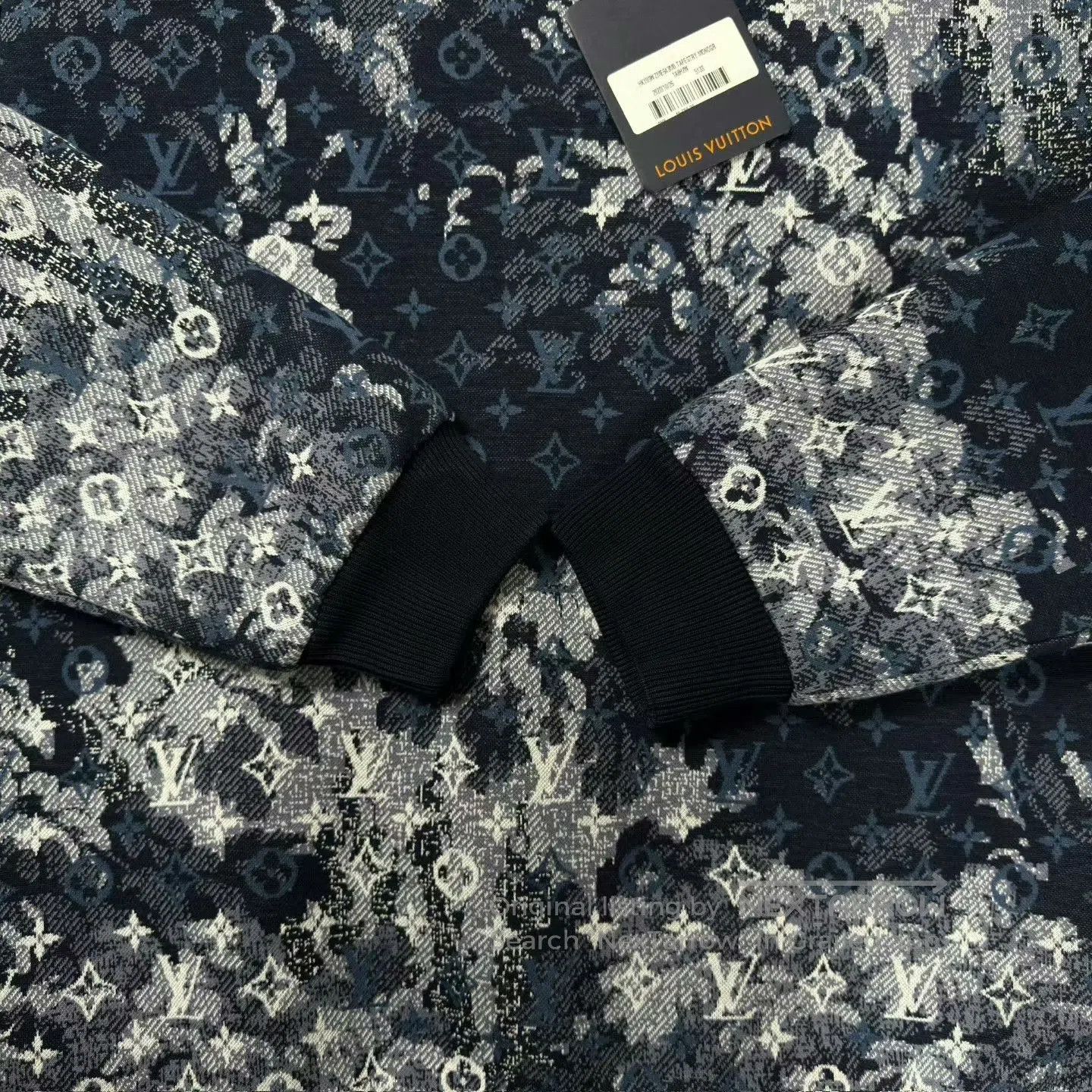 Louis Vuitton louis vuitton floral print sweatshirt size M. Size US M / EU 48-50 / 2 - 6 Thumbnail