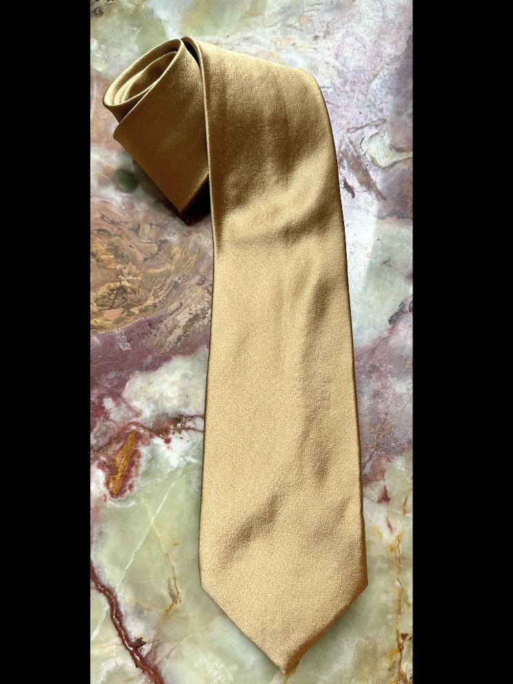 Donna Karan VINTAGE 1990s DONNA KARAN MENS TIE SILK GOLD BRONZE SATIN Size ONE SIZE - 1 Thumbnail