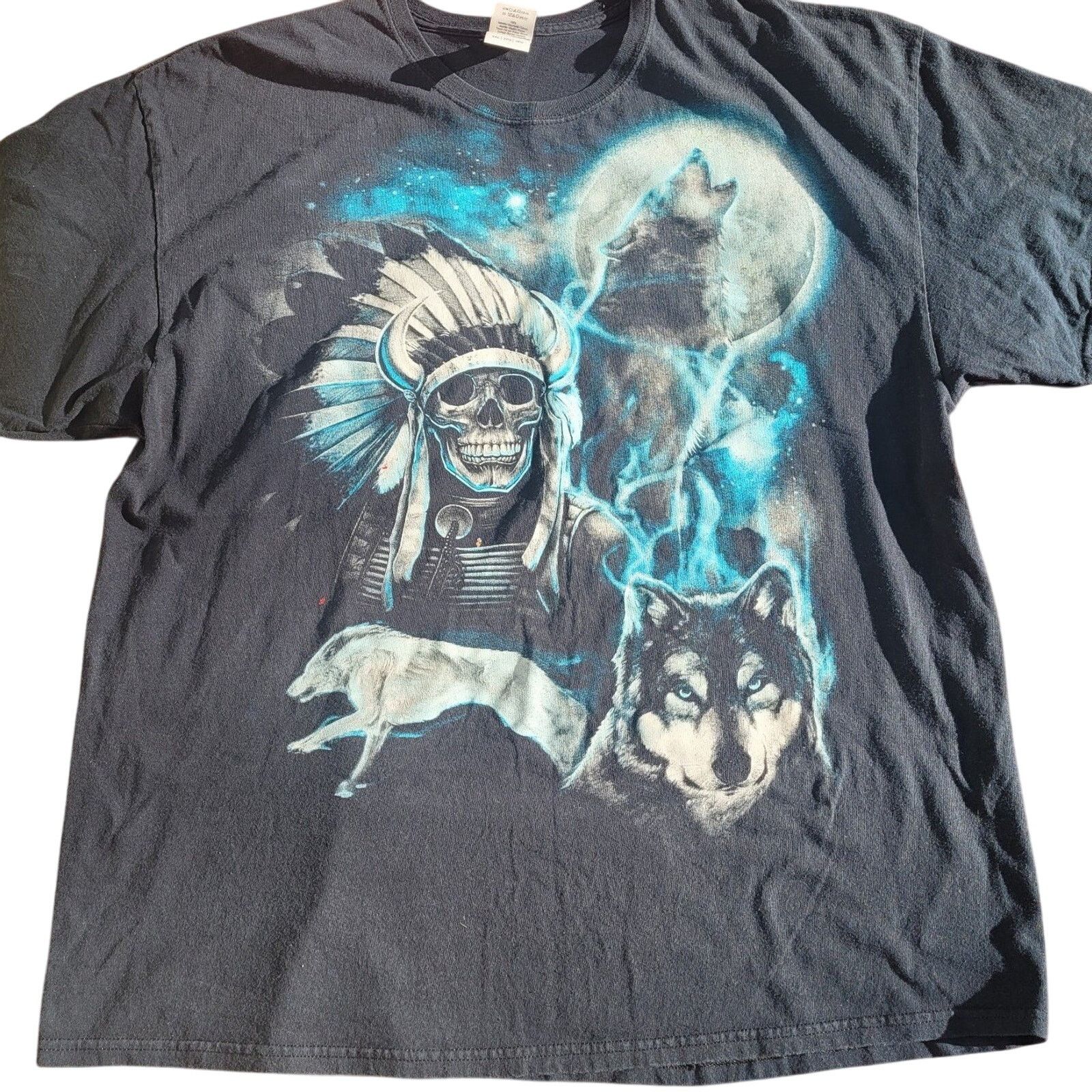 Gildan × Natural Issue Vtg Nature Wolf Moon Native American Tee shirt Size US XL / EU 56 / 4 - 1 Thumbnail