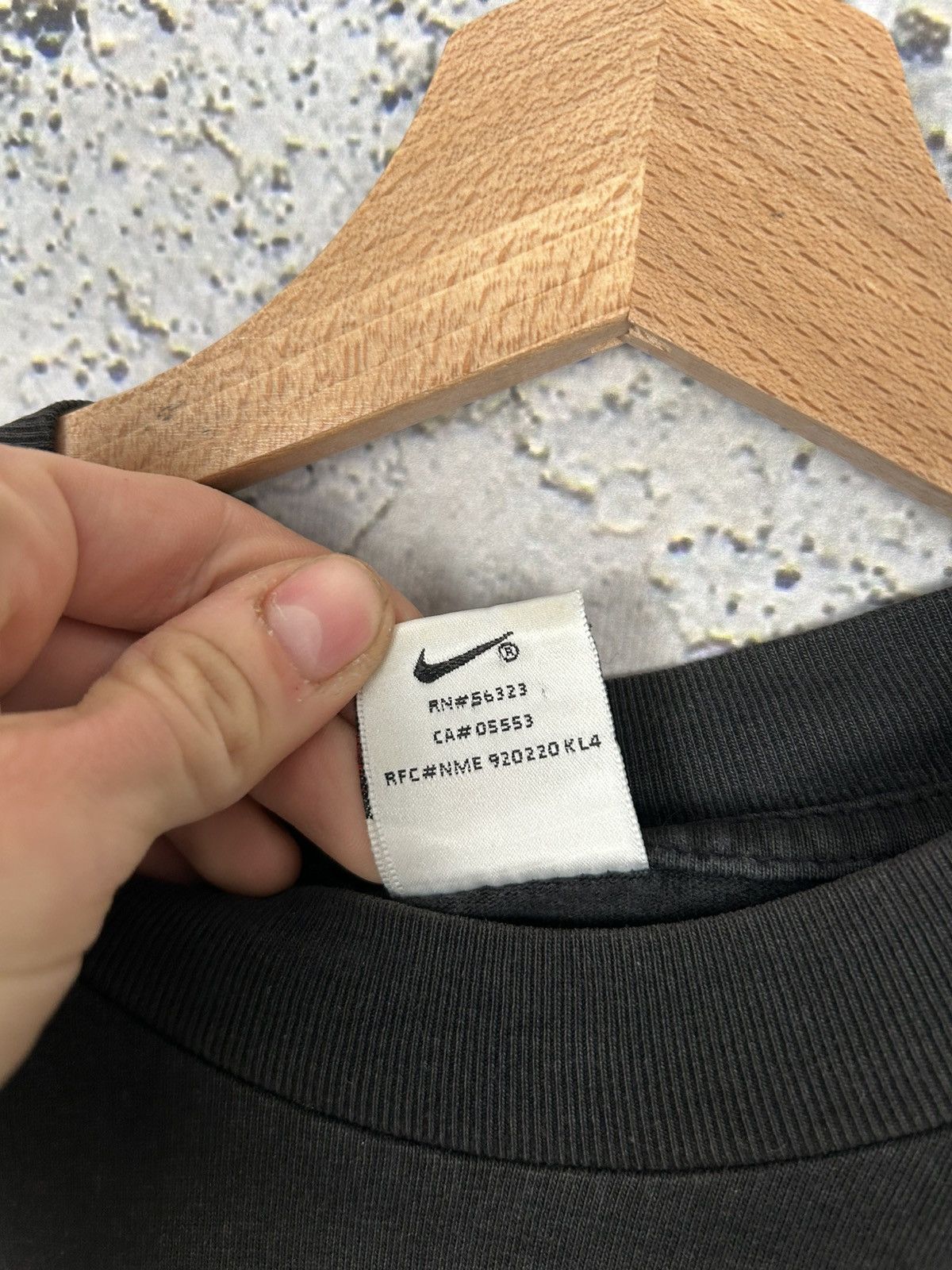 Nike Vintage Nike Swoosh Tee 90s Streetwear Sport Hype Size US S / EU 44-46 / 1 - 5 Thumbnail