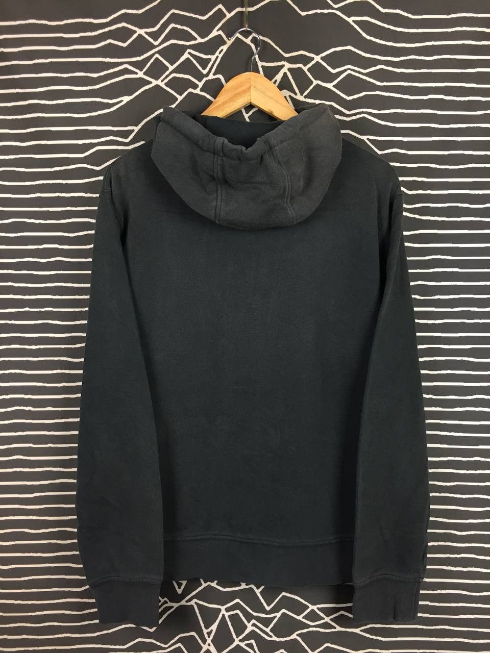 Burton Vtg Burton Snowboards Big Logo Pullover Hoodie Size US S / EU 44-46 / 1 - 9 Thumbnail