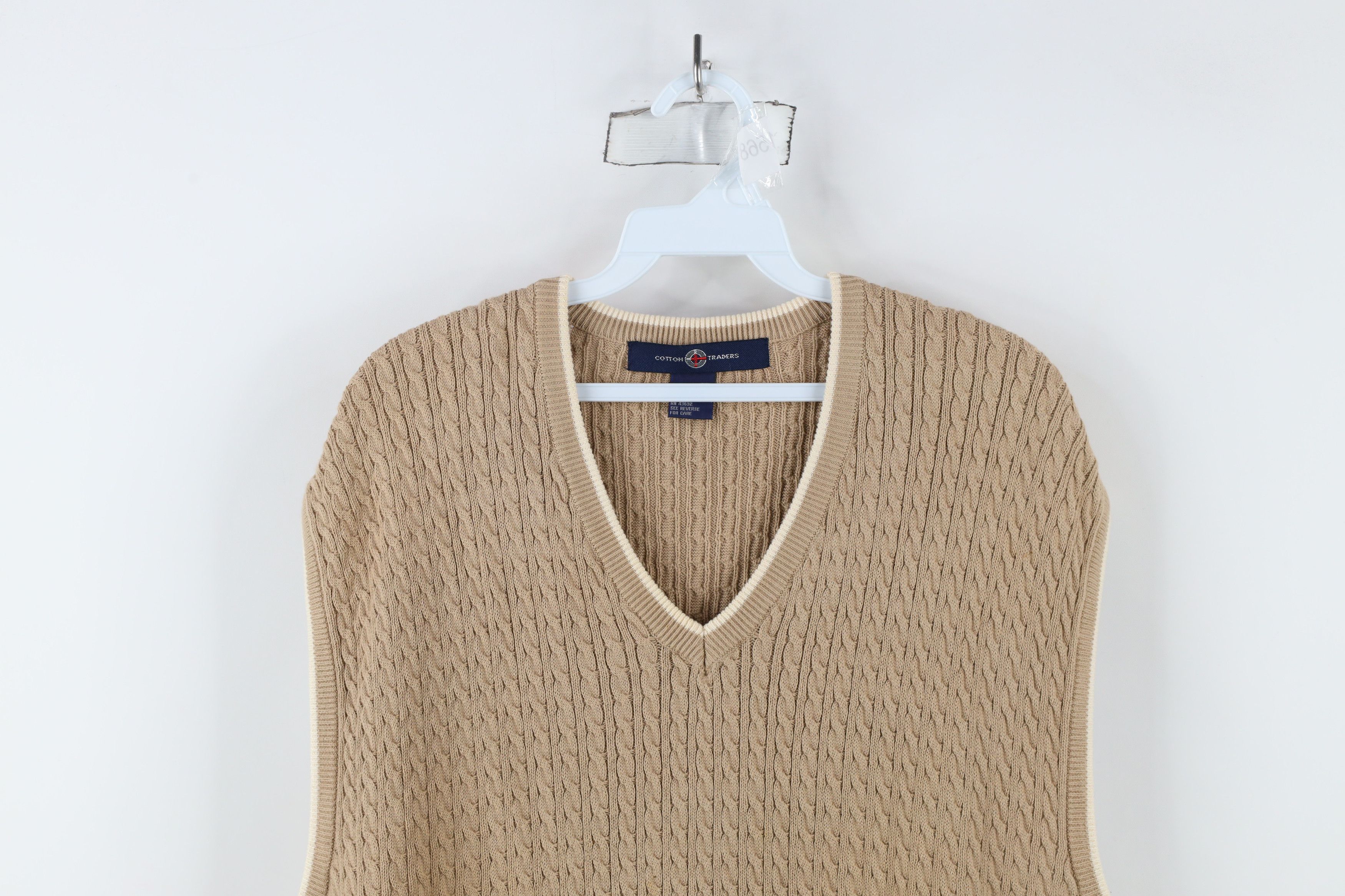Vintage Vintage 90s Streetwear Cable Knit V-Neck Sweater Vest Beige Size US XL / EU 56 / 4 - 2 Thumbnail