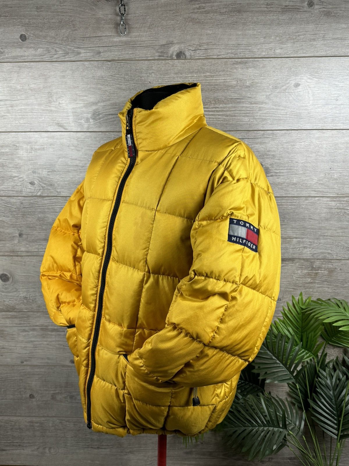 Tommy Hilfiger × Vintage TOMMY HILFIGER PUFFER OUTDOORS Size US L / EU 52-54 / 3 - 2 Thumbnail