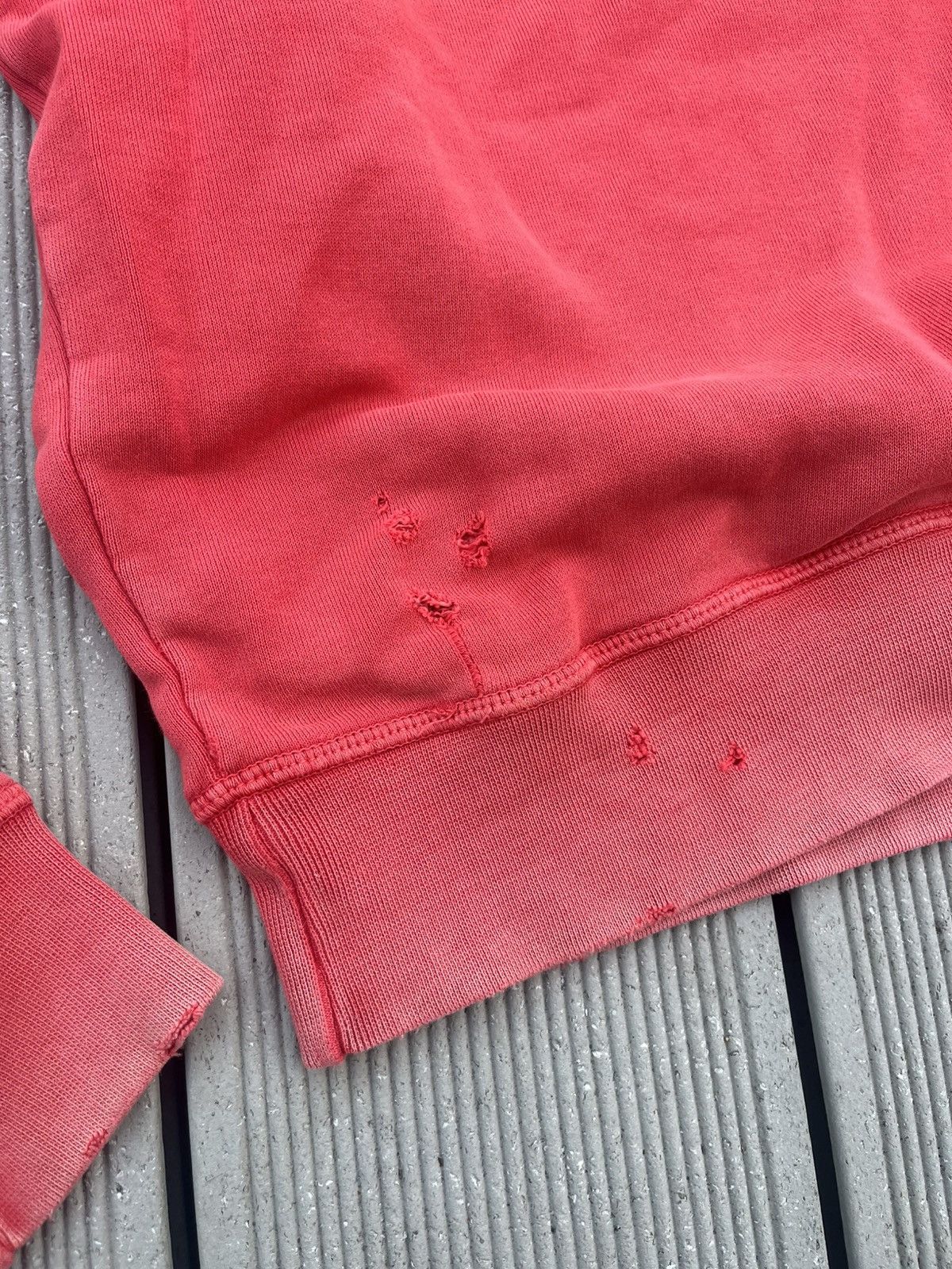 Dsquared2 Vintage Dsquared Red Sunfaded / Distressed Sweatshirt Size US M / EU 48-50 / 2 - 3 Thumbnail