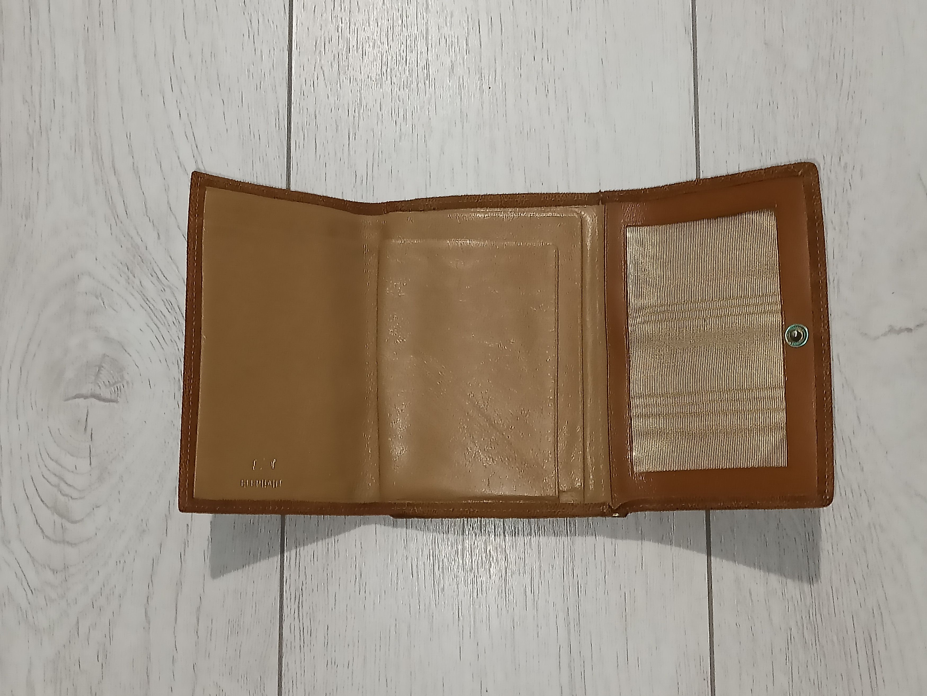 Designer Womens Elephant Leather Small Wallet Size ONE SIZE - 4 Thumbnail