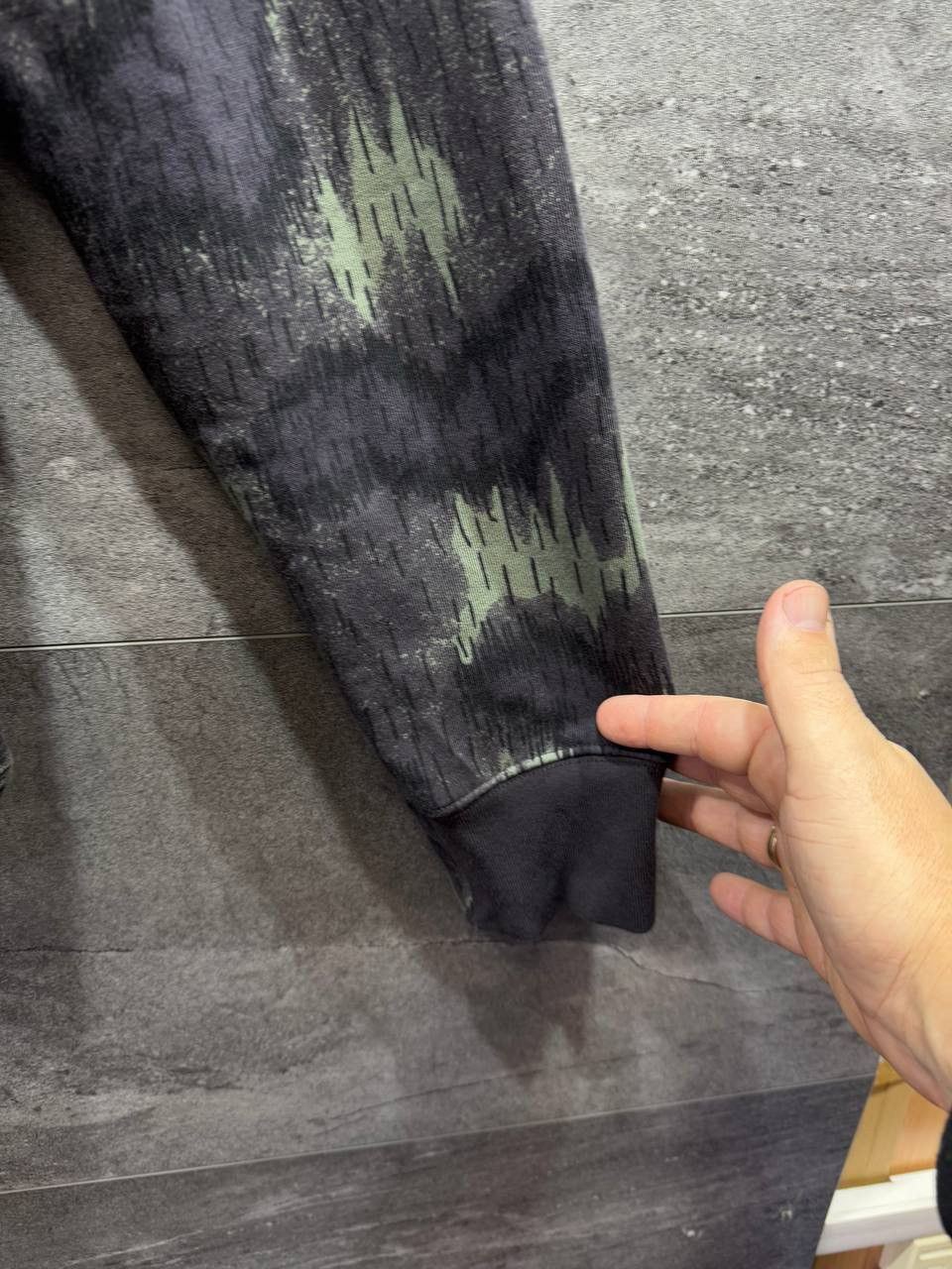 Paul Smith PAUL SMITH Camo Print Sweatshirt Military Black Green Size US XXL / EU 58 / 5 - 5 Thumbnail