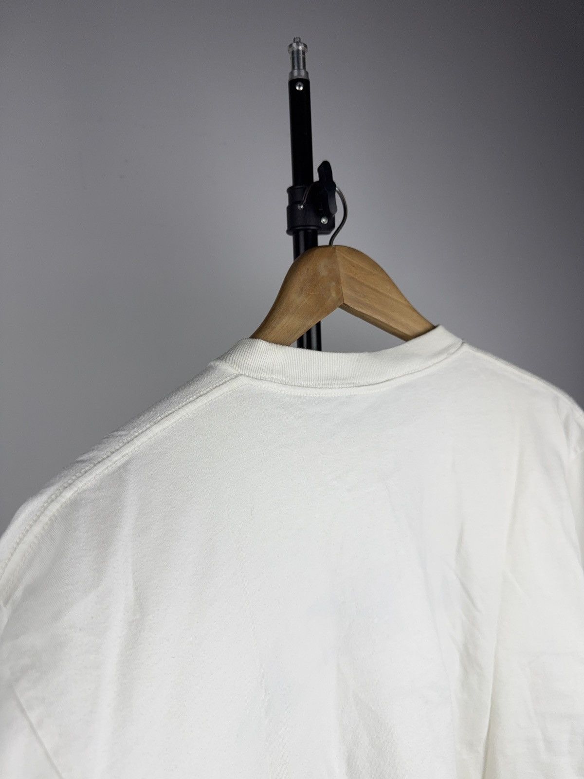 Nike Vintage 90s Retro Nike Big Logo Swoosh T-Shirt White 90s Size US L / EU 52-54 / 3 - 16 Thumbnail