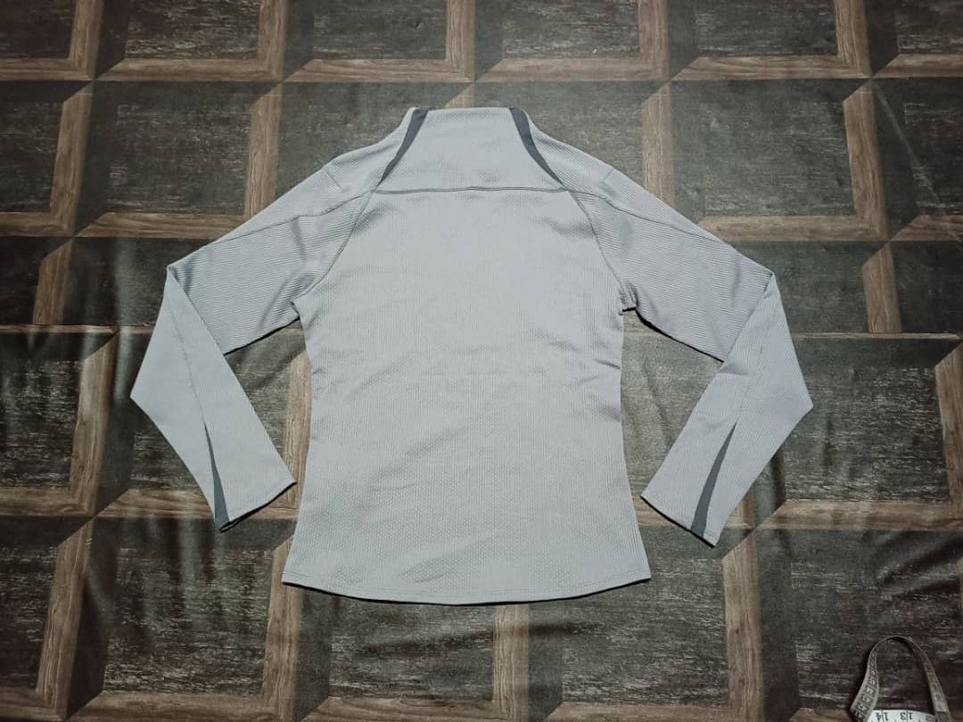 Nike Nike Sphere Dry long Sleeve Size L / US 10 / IT 46 - 2 Thumbnail