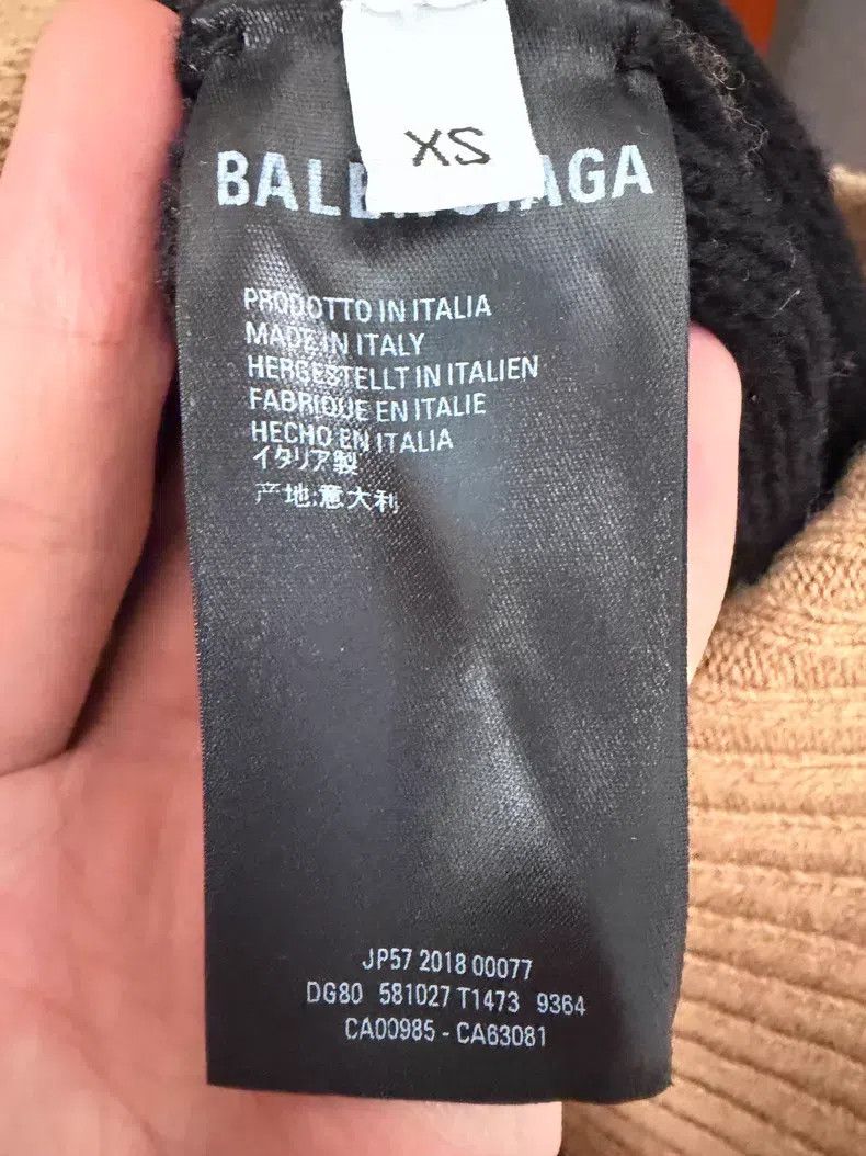Balenciaga Balenciaga All-over printed logo wool sweater Size US XS / EU 42 / 0 - 4 Thumbnail