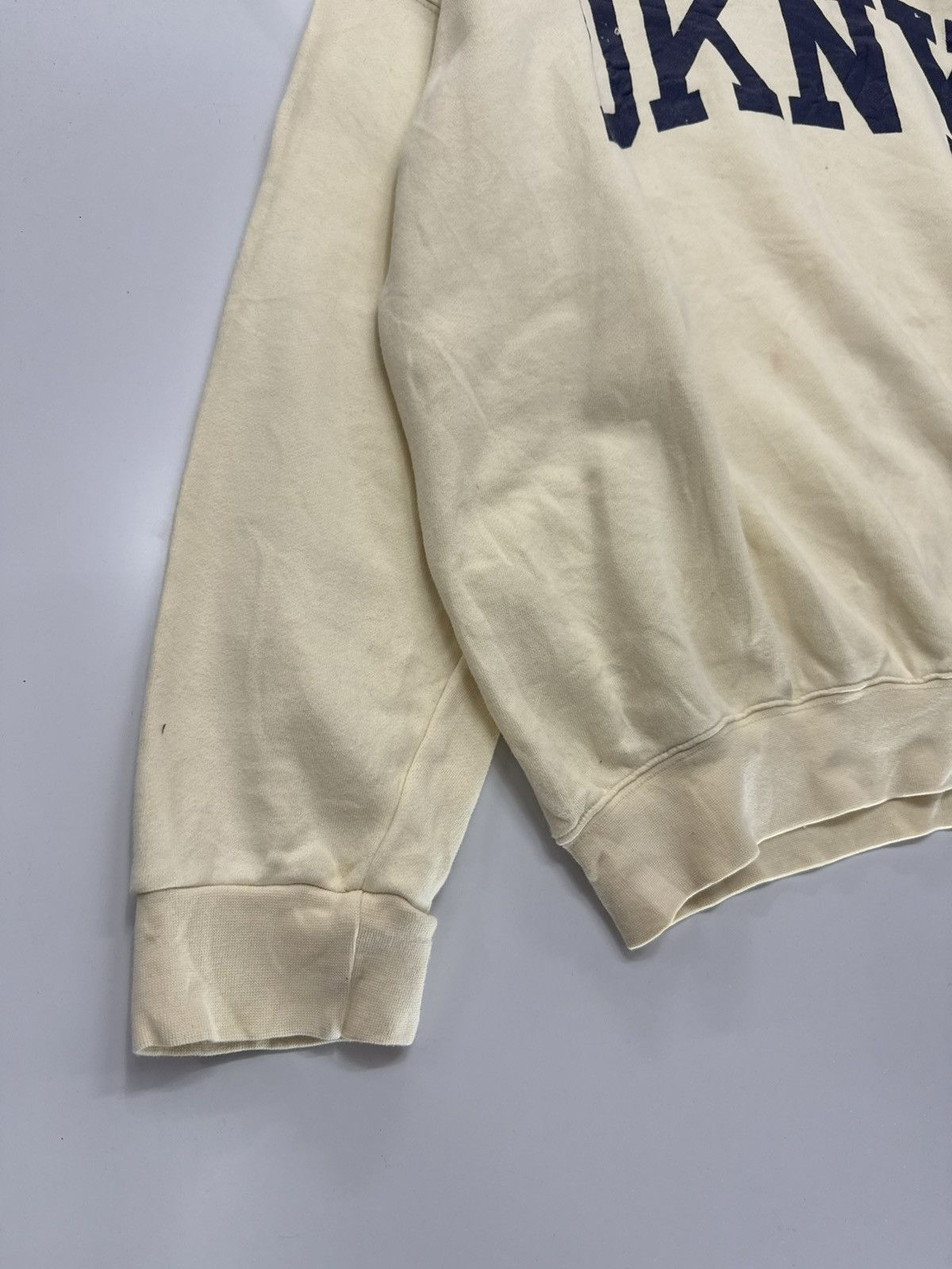 DKNY 🔥 Y2K DKNY Jeans Sweatshirt Crewneck Distressed Light Yellow Size US L / EU 52-54 / 3 - 3 Thumbnail