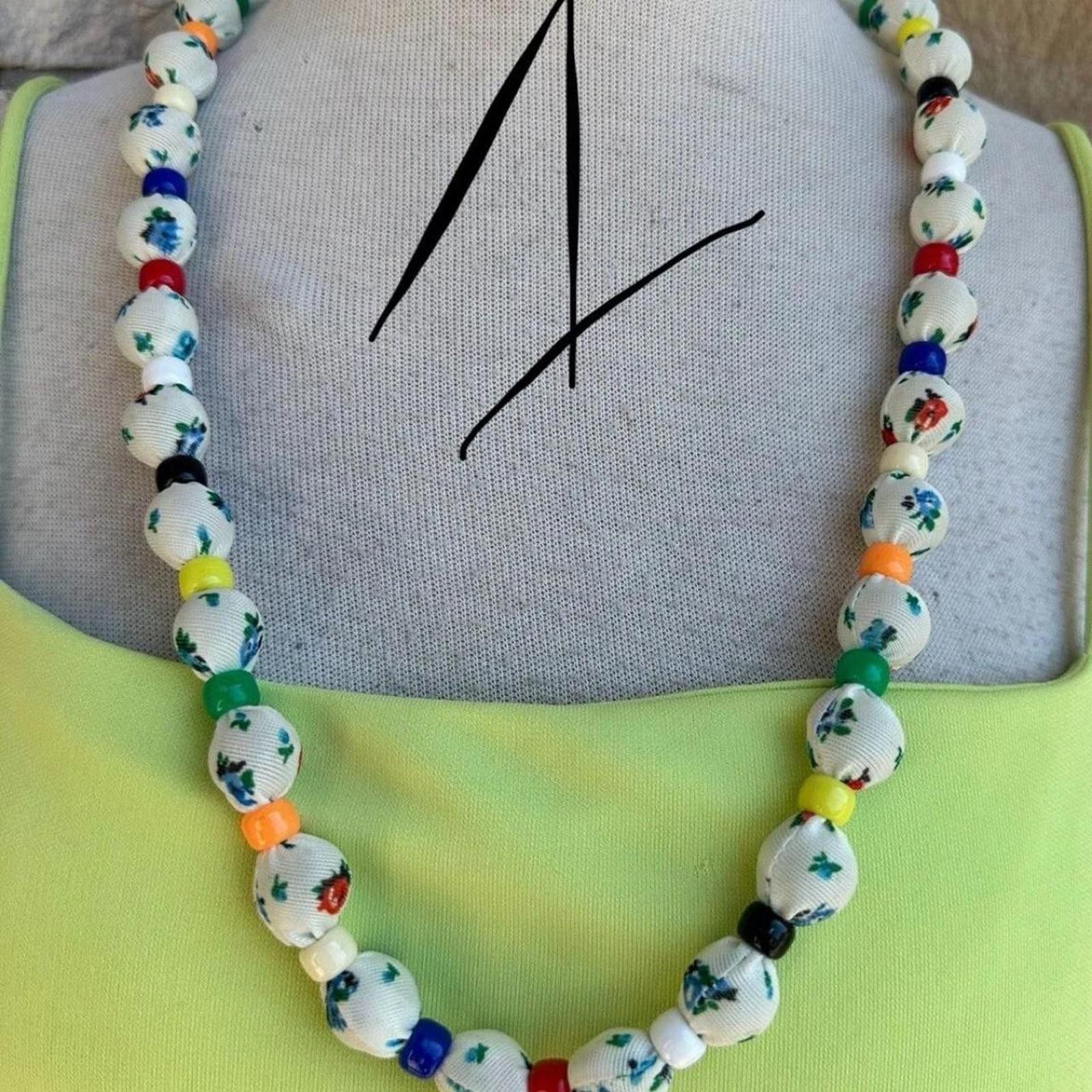 Other Unique vintage floral beaded necklace jewelry Size ONE SIZE - 1 Thumbnail