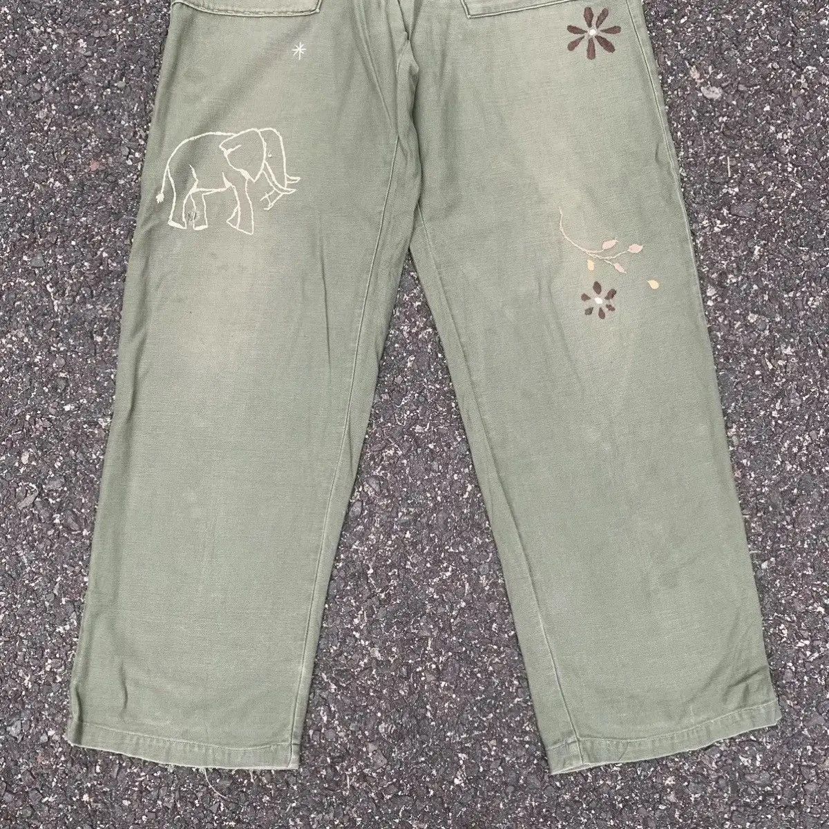 Army Of Me VINTAGE ARMY 29x32 CUSTOM EMBROIDERY TROUSERS FATIGUE FADED Size US 29 - 3 Thumbnail