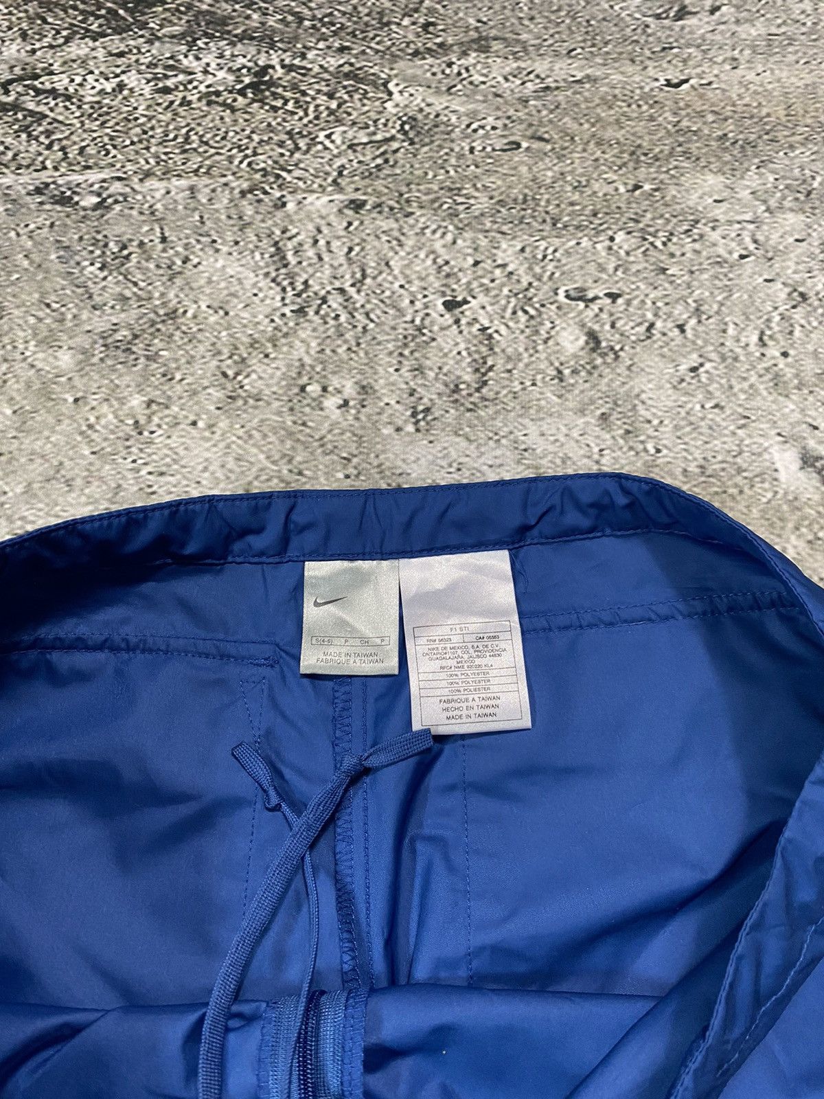 Nike Nike TN vintage blue track pants 2000s nylon Size US 30 / EU 46 - 5 Thumbnail