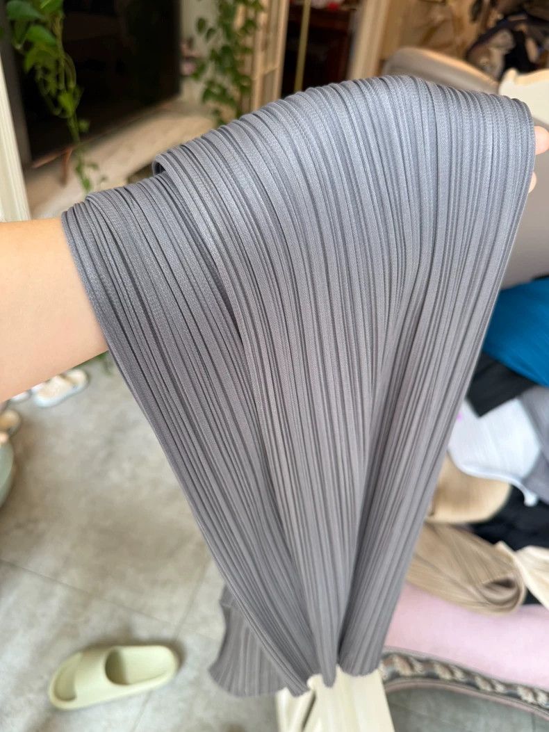 Other Issey Miyake size:2 Dark grey pleated sleeveless dress Size XS / US 0-2 / IT 36-38 - 8 Thumbnail