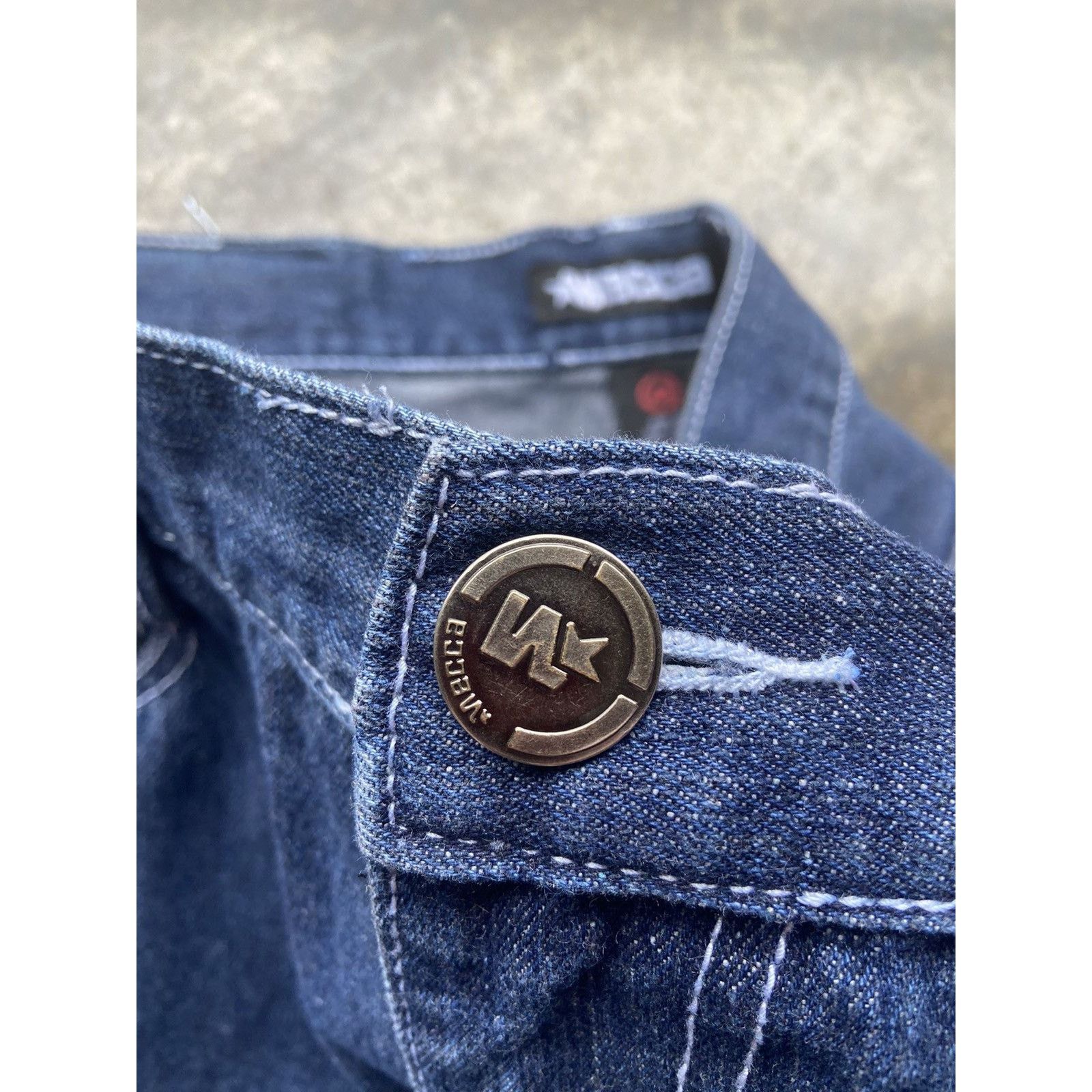 Japanese Brand × Vintage Vintage Baggy Mecca Dark Wash Embroidered Jeans 34x30 Size US 34 / EU 50 - 5 Thumbnail