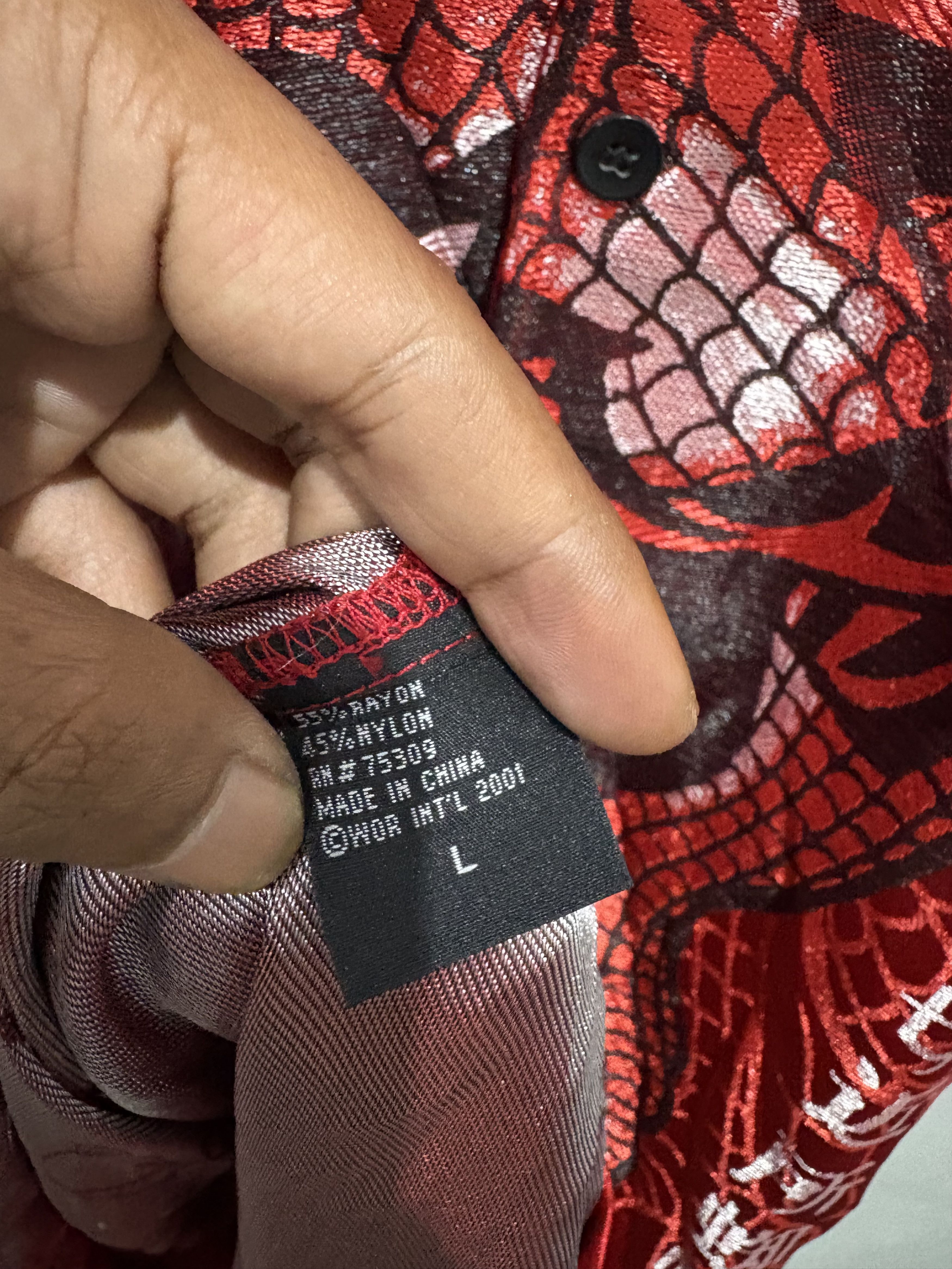 Marvel Comics Vintage spiderman button up rayon shirt Size US L / EU 52-54 / 3 - 6 Thumbnail