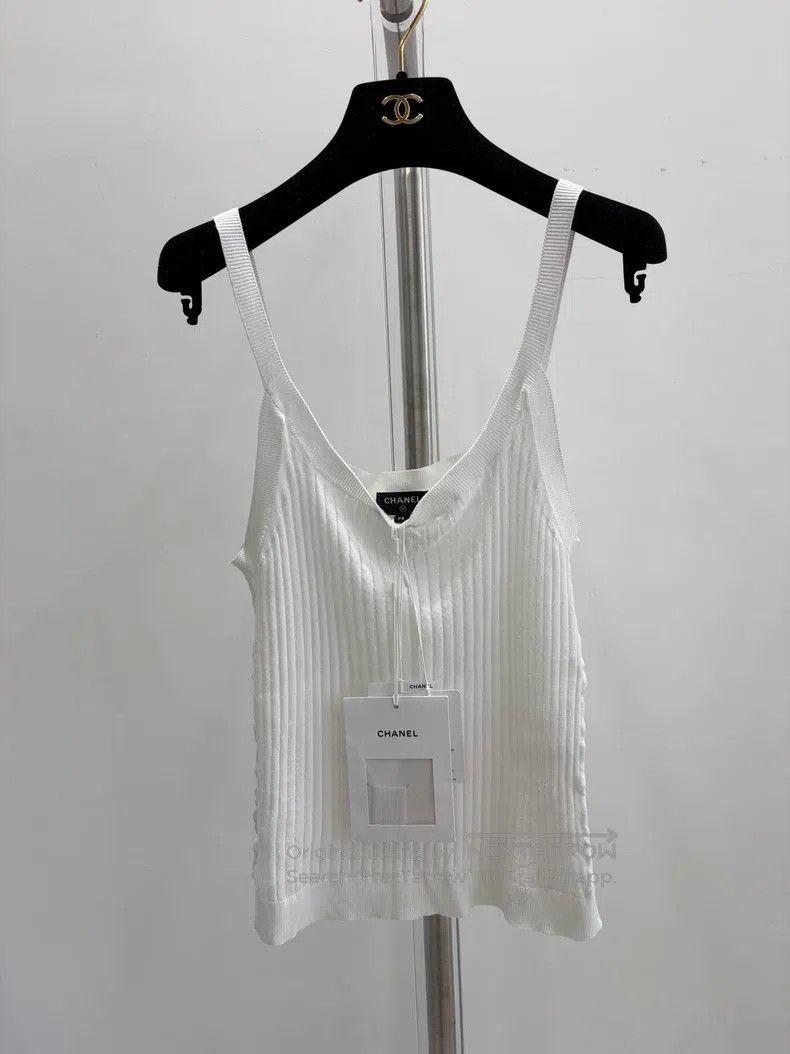 Chanel Chanel White suspender vest Size XS / US 0-2 / IT 36-38 - 1 Thumbnail