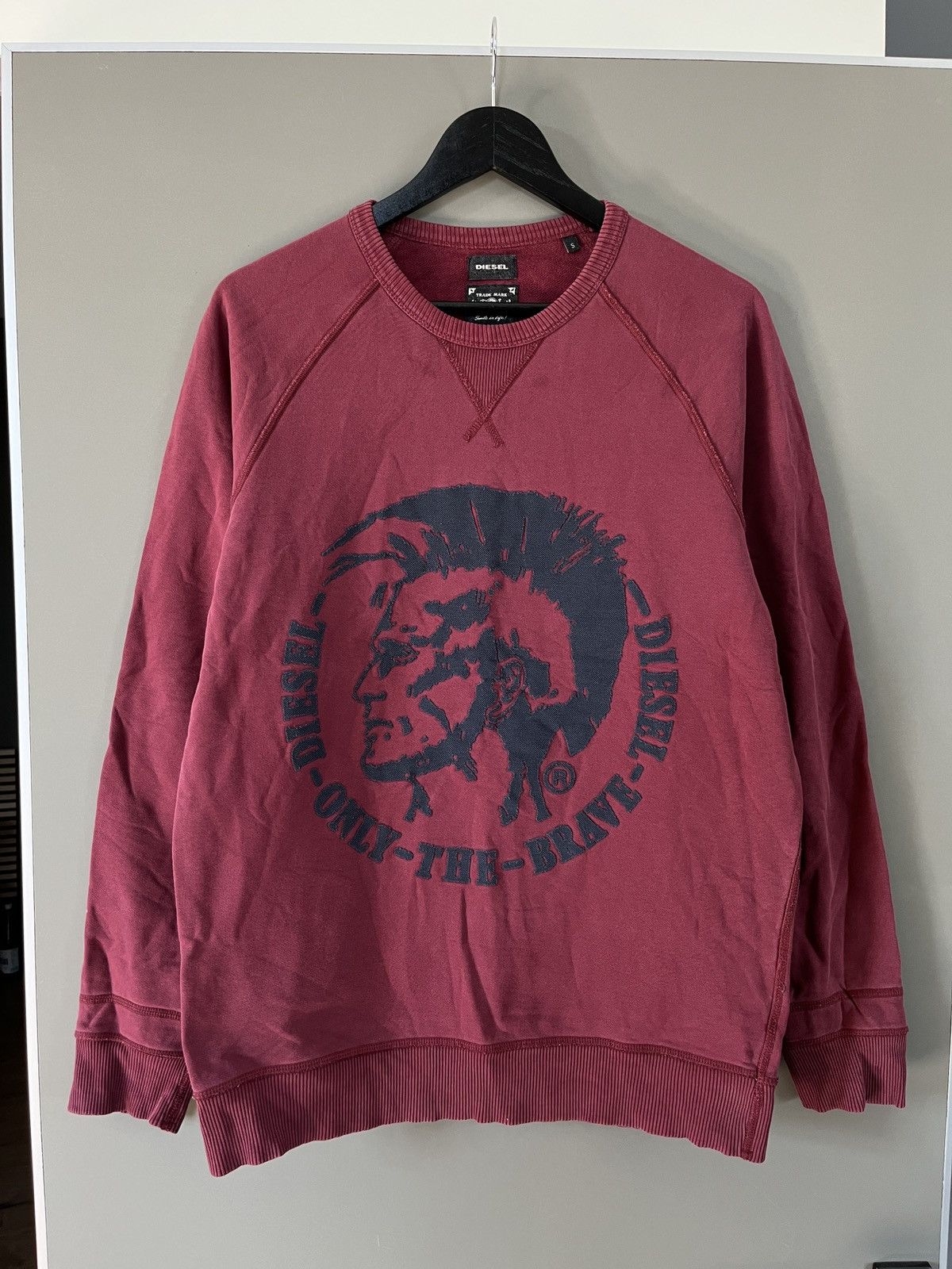 Diesel Diesel Vintage Cherokee Punk Burgundy Sweatshirt Size US S / EU 44-46 / 1 - 1 Thumbnail