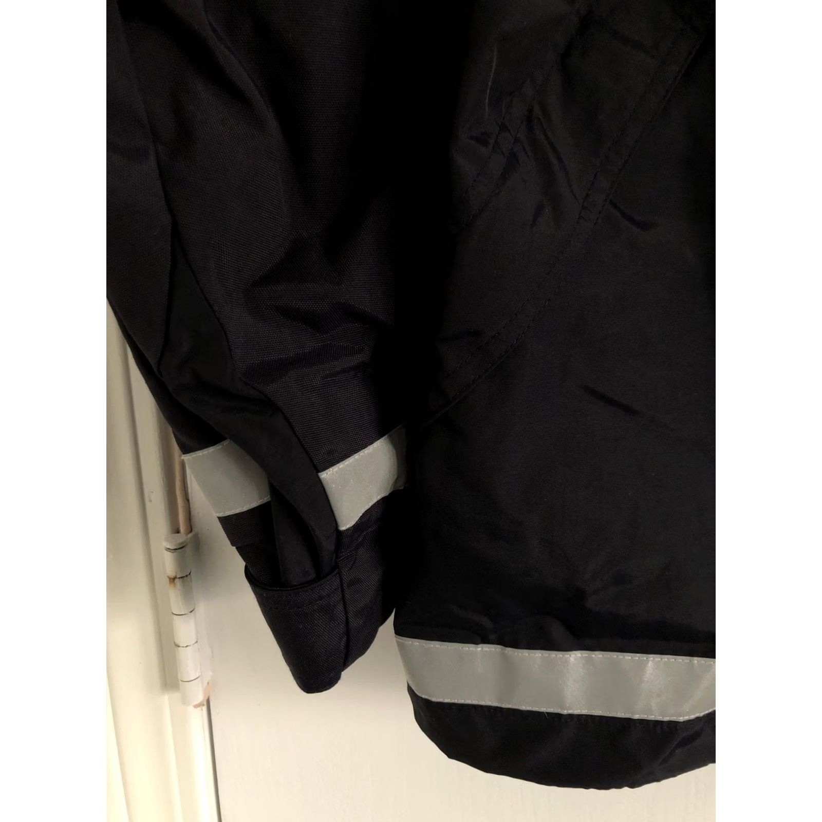 Vintage VINTAGE? AMR VF Image Wear Hooded All-Season American Response Ambulance Jacket Medium Navy Blue Reflective Accents Paramedic EMT VF Imagewear Jacket Size US M / EU 48-50 / 2 - 5 Thumbnail