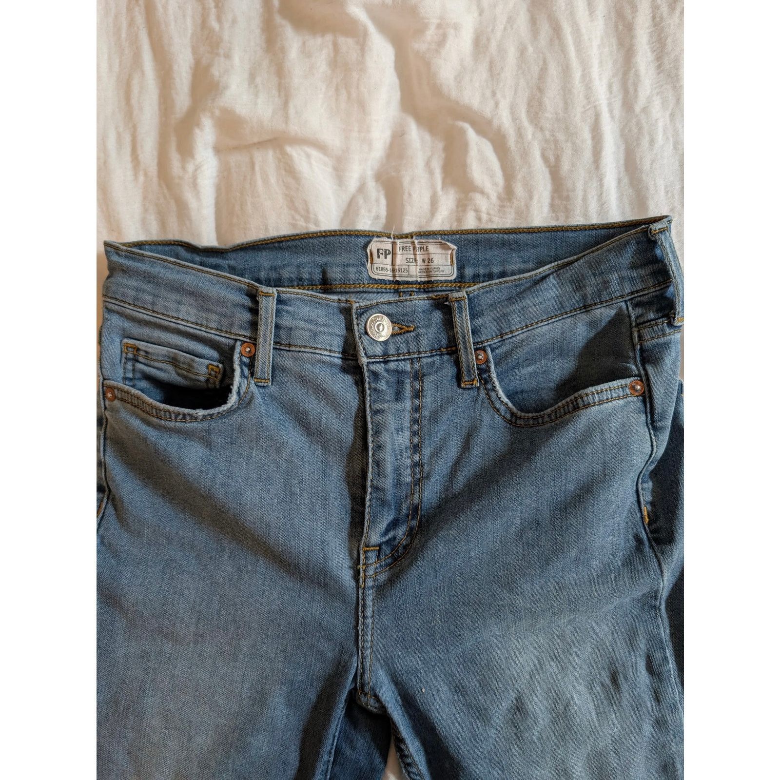 Free People Free People Distressed Skinny Jeans – Women’s W26 Size 26" / US 2 / IT 38 - 3 Thumbnail