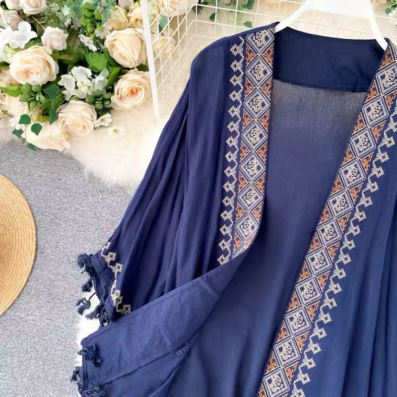 Japanese Brand × Vintage Bohemian Vintage Embroidery Woman Loose Cardigan Tops Size ONE SIZE - 5 Thumbnail