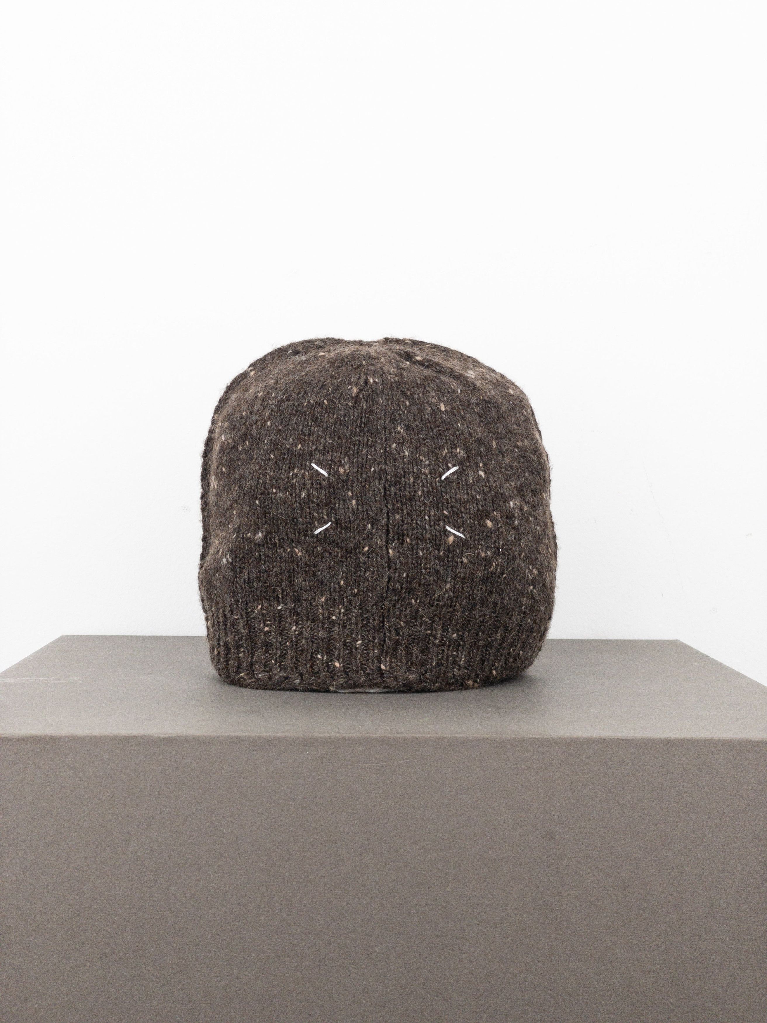 Maison Margiela AW17 Knit Beanie Size ONE SIZE - 1 Thumbnail