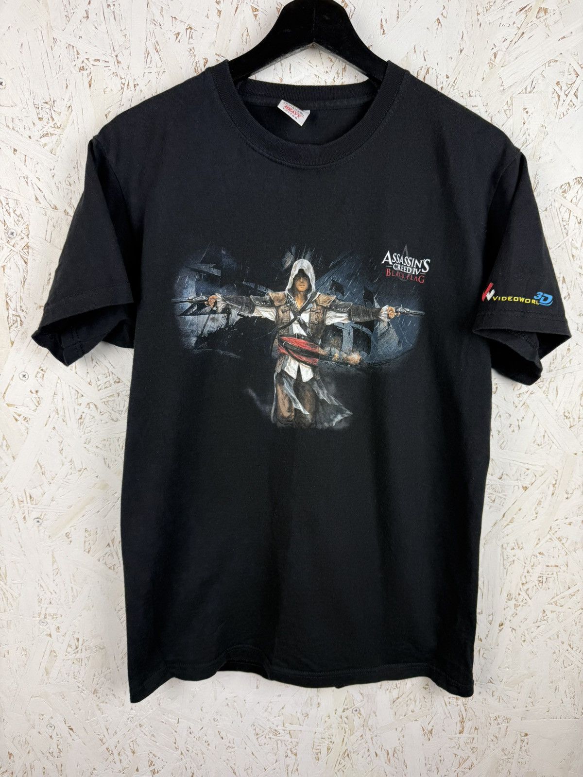 Vintage Assassin’s Creed IV Black Flag 2013 Ubisoft Game Promo Tee M Size US M / EU 48-50 / 2 - 1 Thumbnail