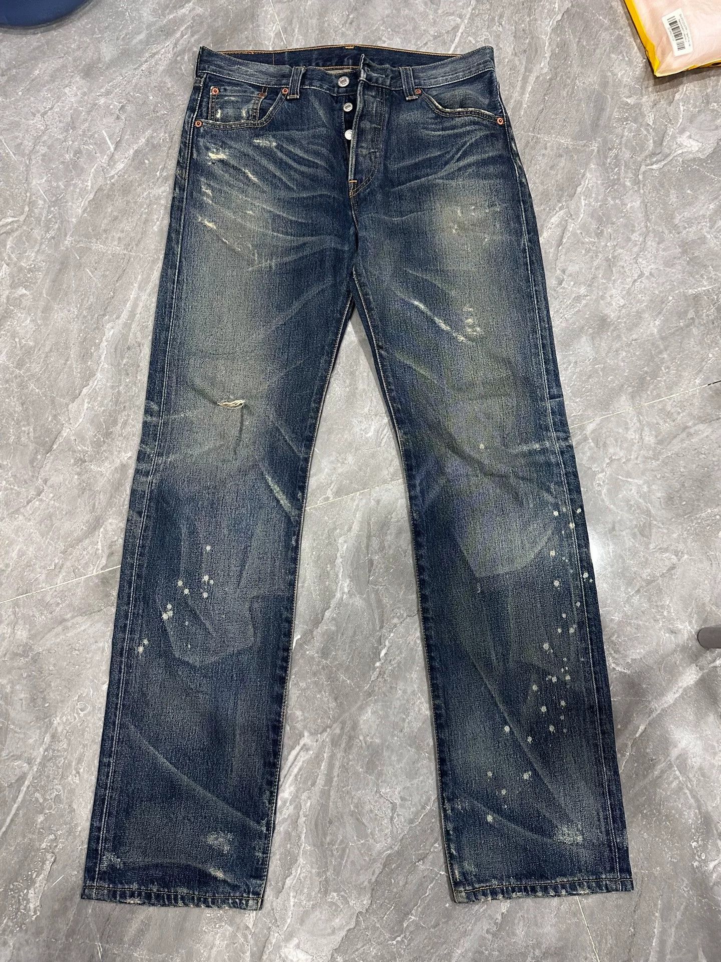 Levi's Levi's 501 Dark Blue Distressed Jeans Size US 30 / EU 46 - 1 Thumbnail