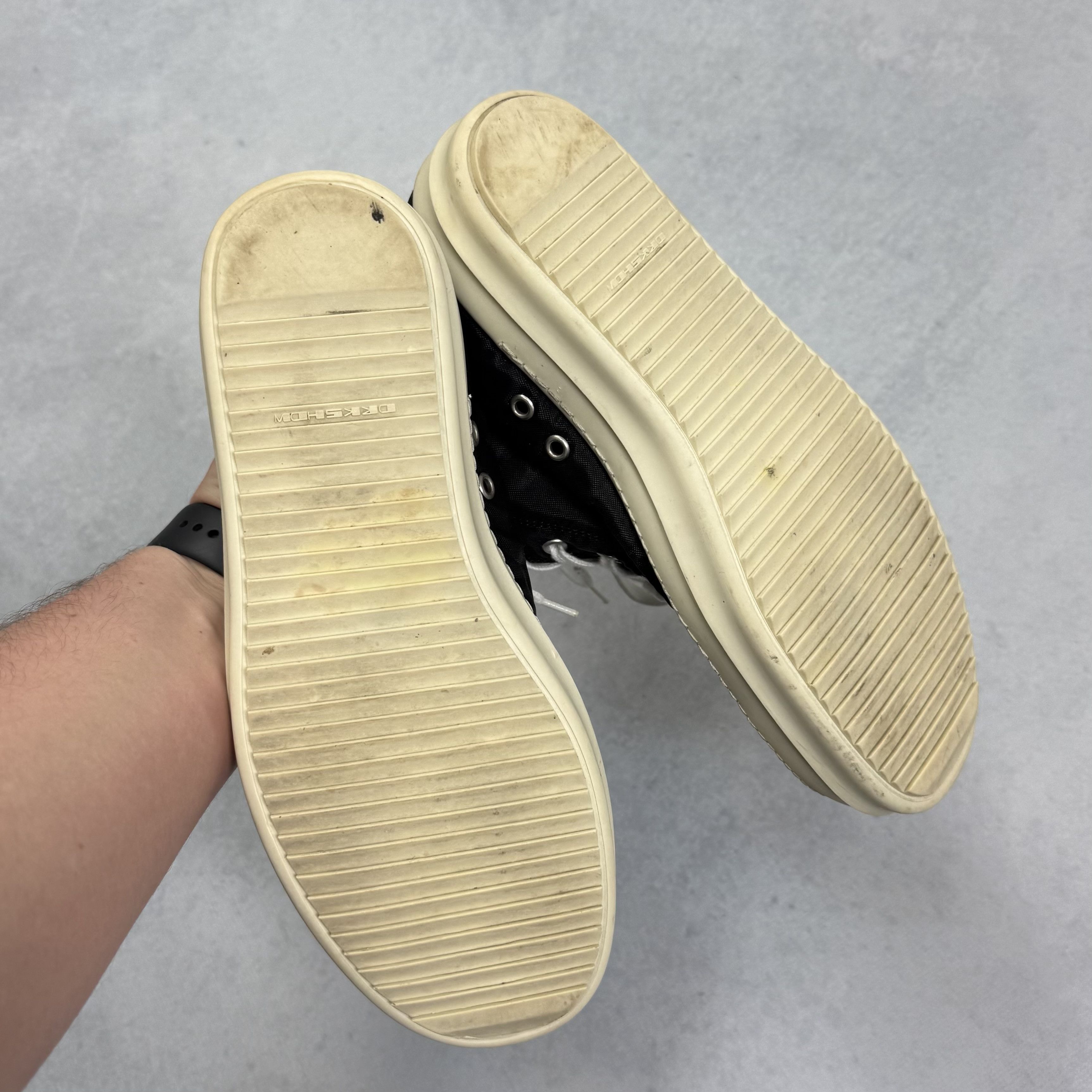 Rick Owens RICK OWENS DRKSHDW BLACK LOW TOP SNEAKERS SHOES US7 / EU40 Size US 7 / EU 40 - 11 Thumbnail