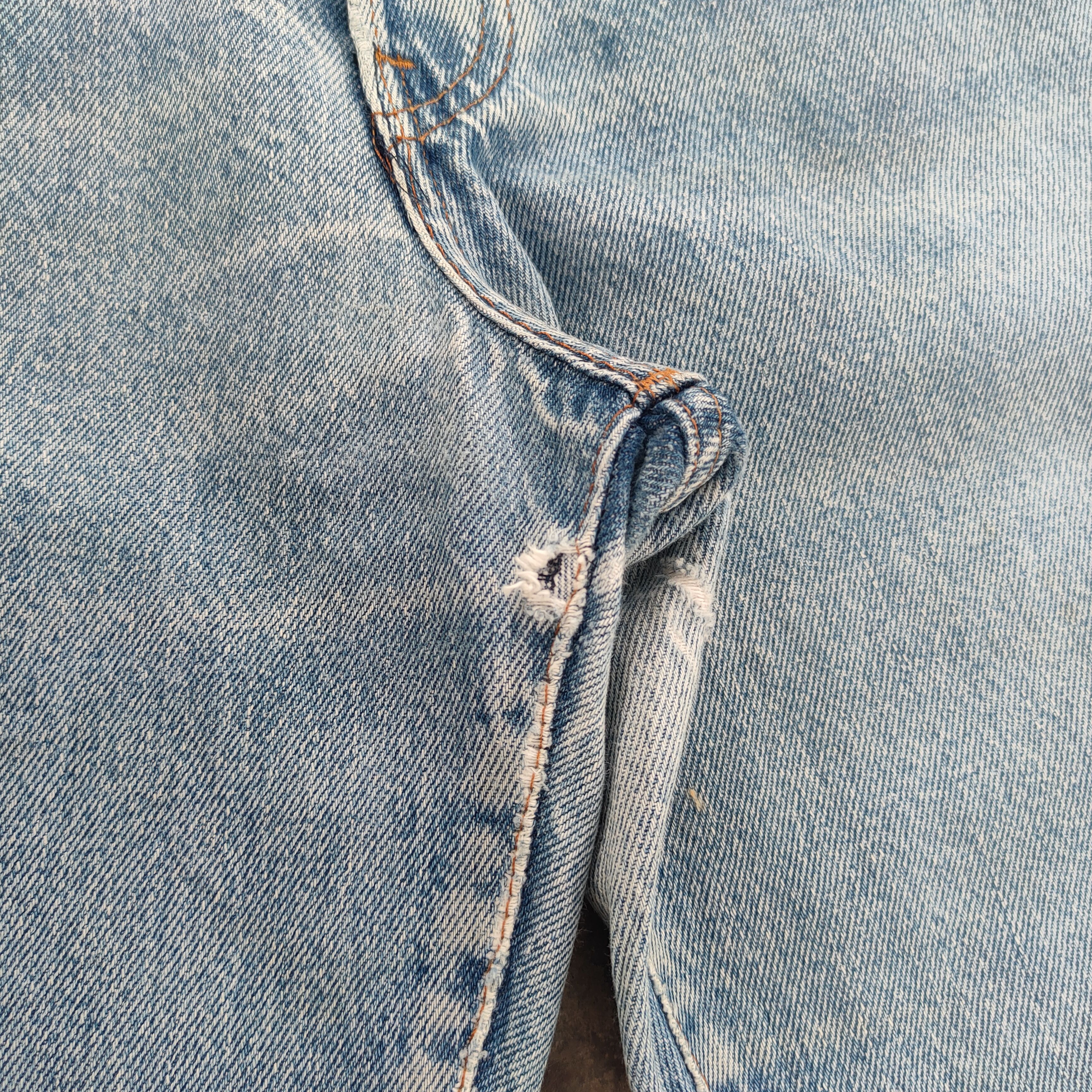 Levi's Vintage Clothing VINTAGE 80' LEVI'S 501 USA WOMAN FADED DENIM JEANS PANTS Size US 28 / EU 44 - 15 Thumbnail