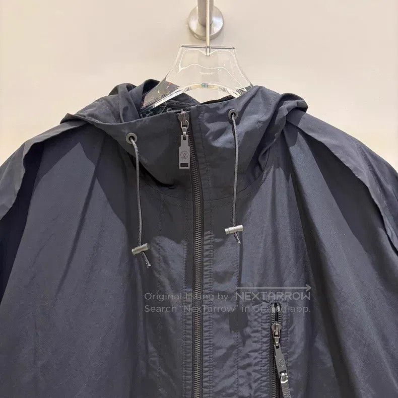 Louis Vuitton Louis Vuitton Black Hooded Cape Jacket Size XS / US 0-2 / IT 36-38 - 3 Thumbnail