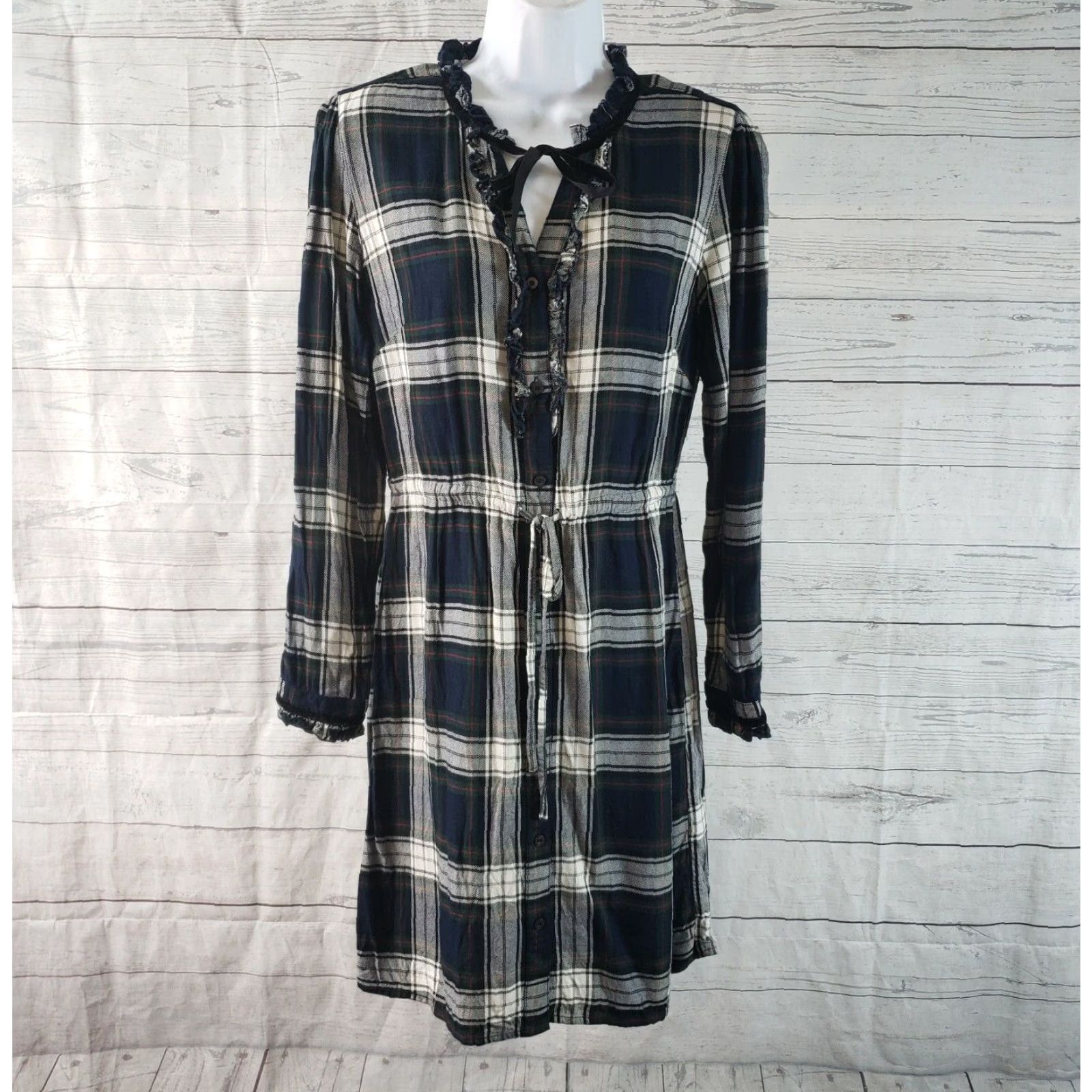 Tommy Hilfiger **Tommy Hilfiger Women's Green Plaid Ruffle Front Dress Size 6** User: Tommy Hilfiger Women's Green Plaid Ruffle Front Dress Size 6 Size M / US 6-8 / IT 42-44 - 2 Thumbnail