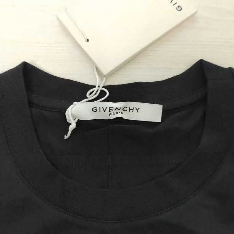 Givenchy Givenchy Women's Destroyed Letter Distressed Short Sleeve Size US S / EU 44-46 / 1 - 2 Thumbnail