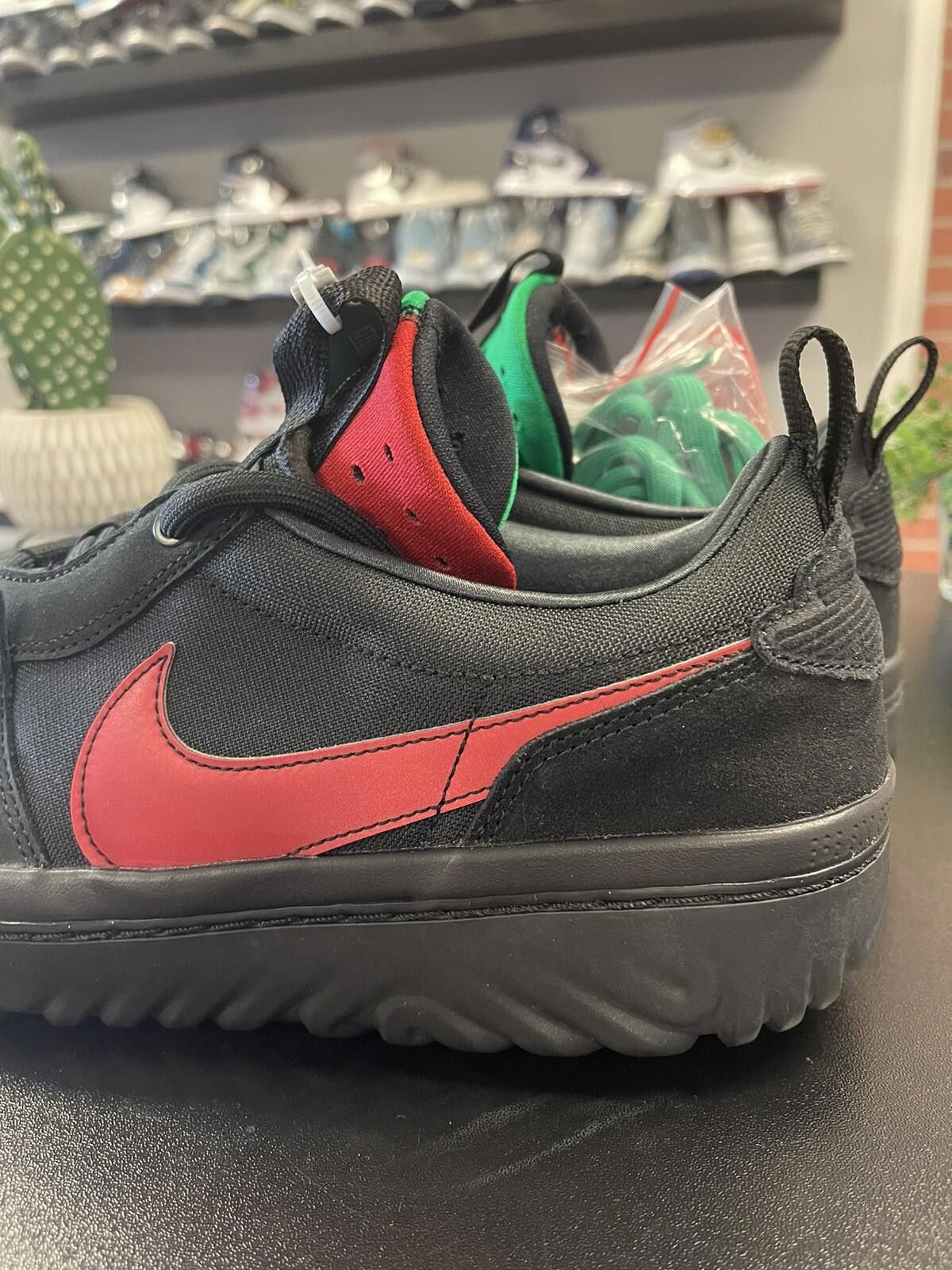 Jordan Brand Jordan 1 Low React x Ghetto Gastro Fearless Size 11.5 Size US 11.5 / EU 44-45 - 5 Thumbnail